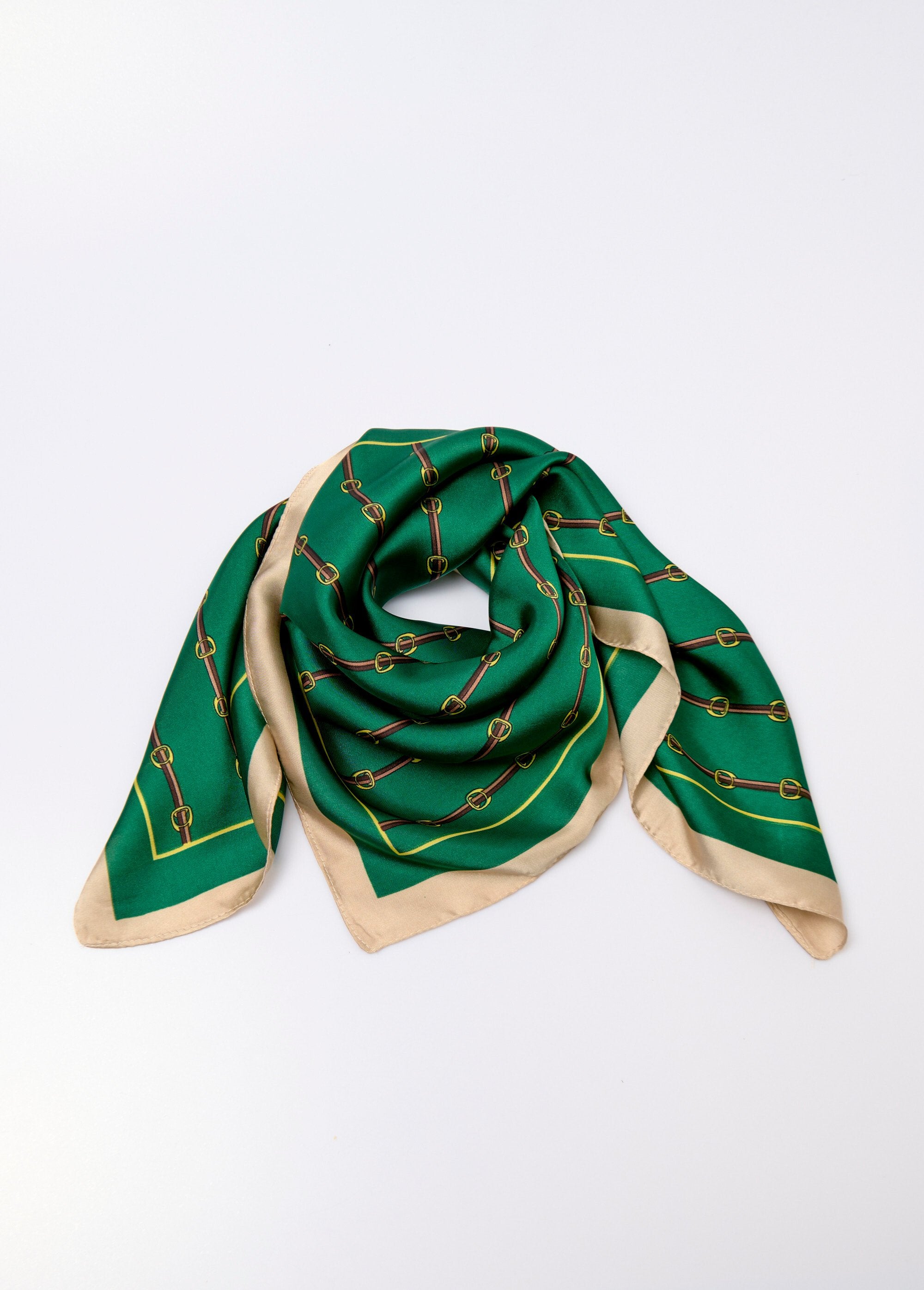 Chic_satin_square_scarf_with_equestrian_motif_Green_FA1_slim