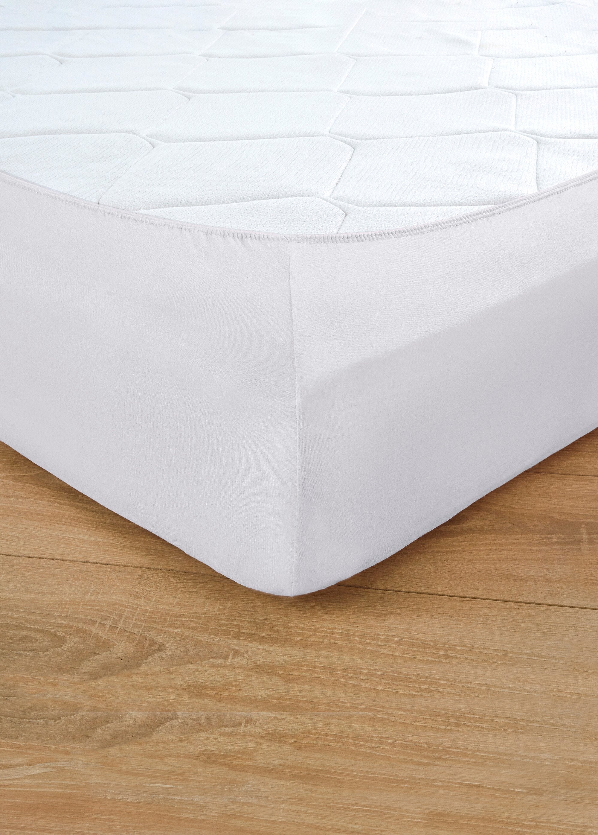 Plain_cotton_jersey_fitted_sheet_White_DO1_slim