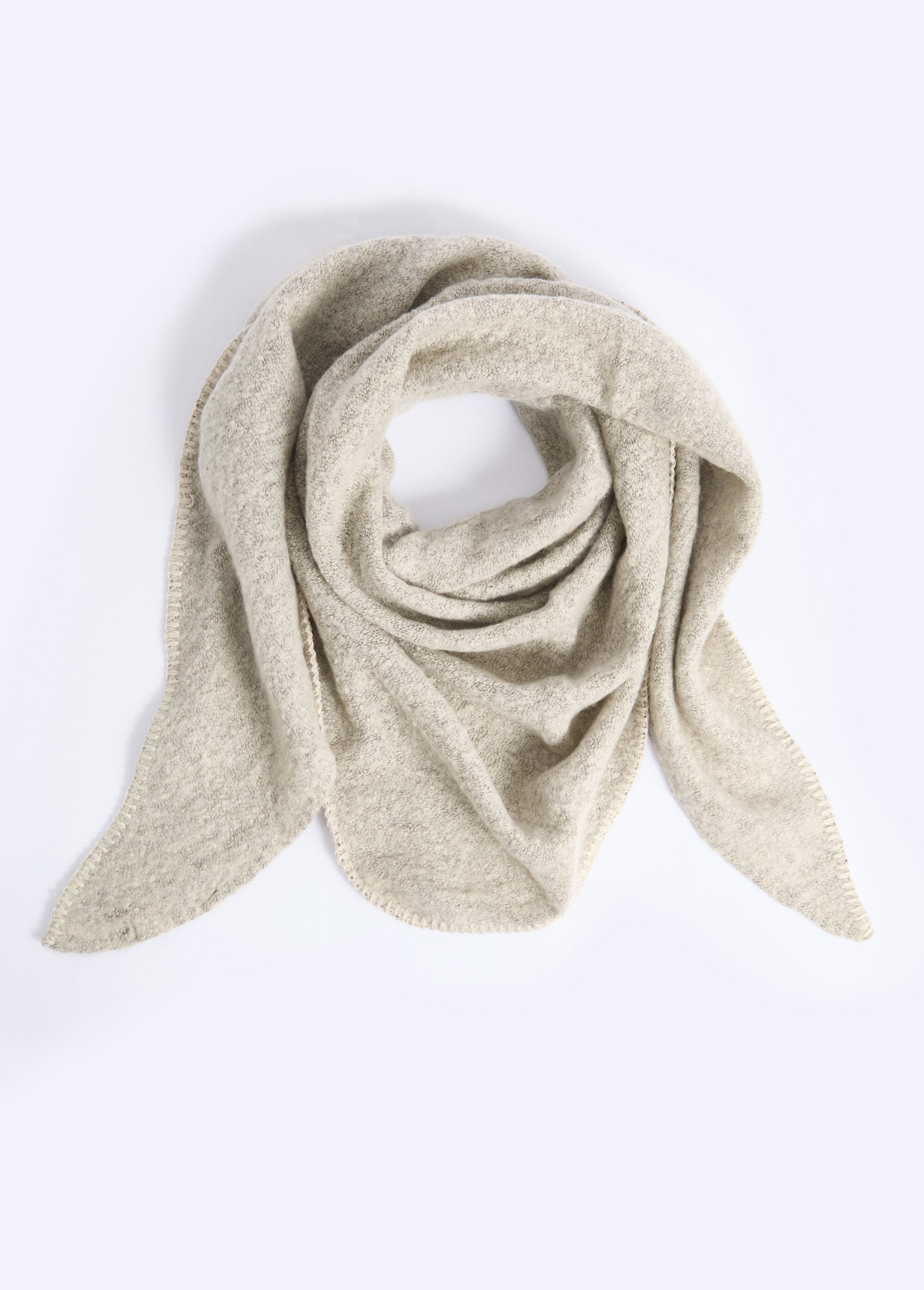 Soft_and_warm_knitted_triangle_scarf_Beige_china_AP1_slim