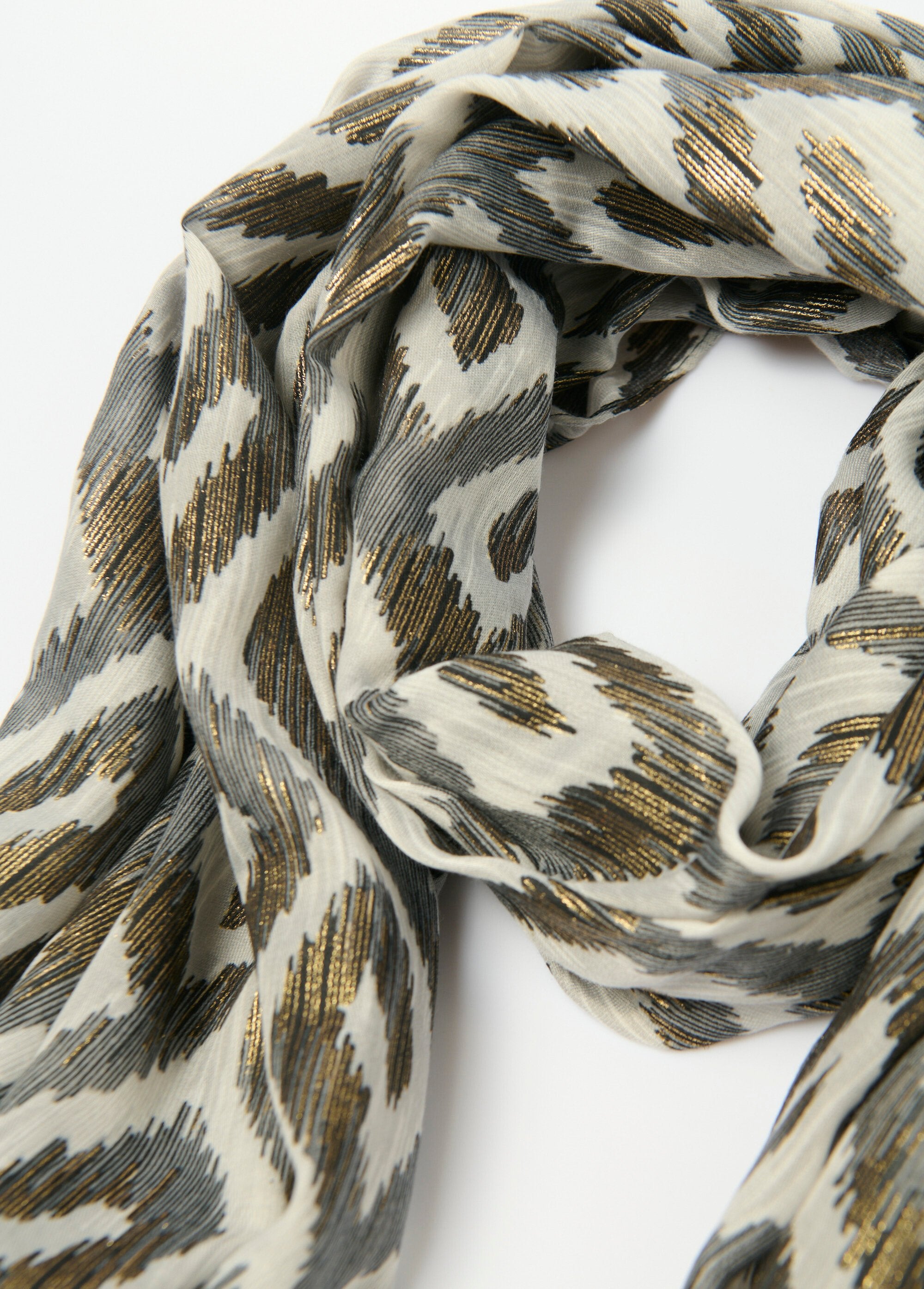 Ethnic_print_stole_Black_DE1_slim