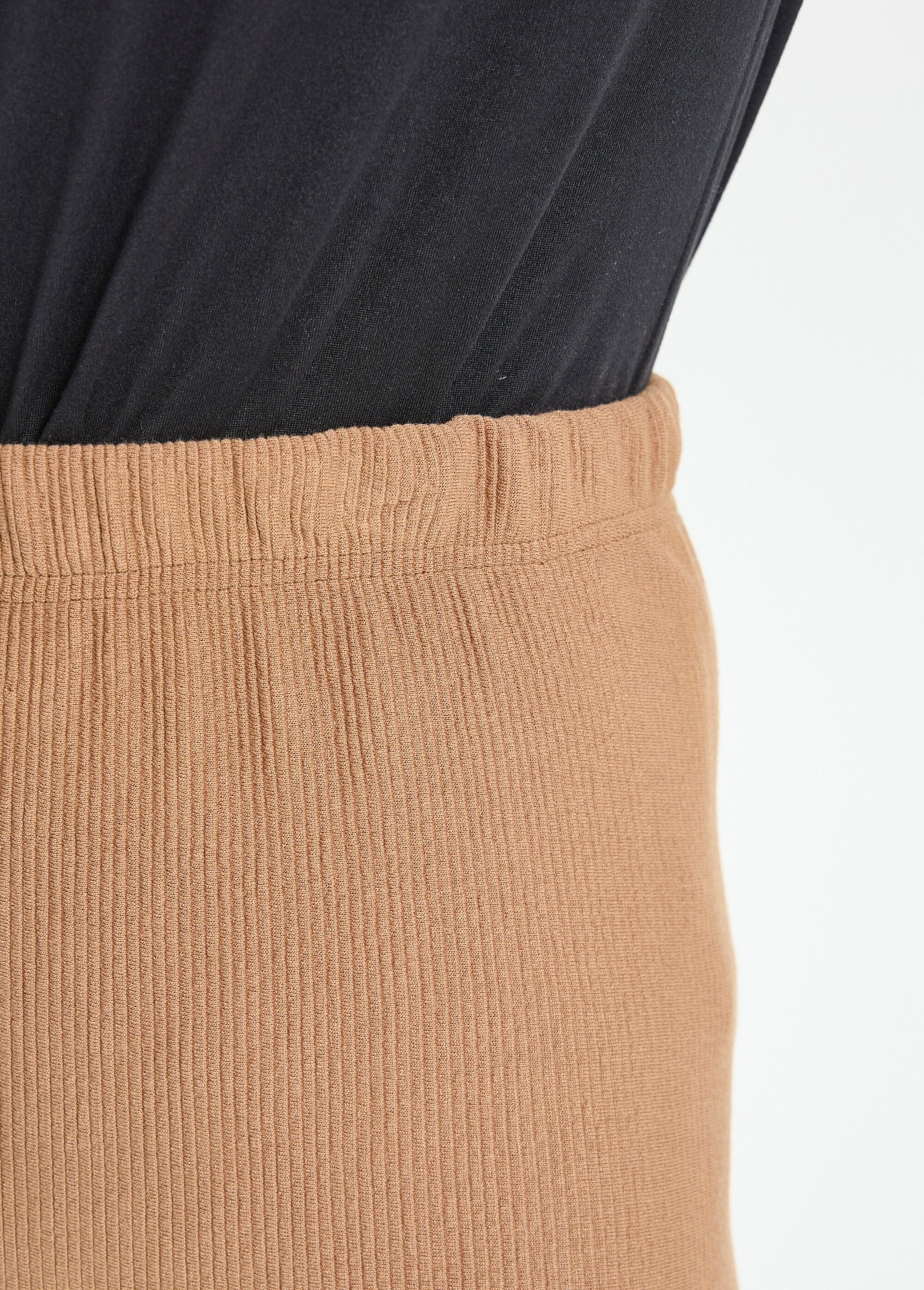 Ribbed_leggings_with_elasticated_waistband_camel_DE1_slim