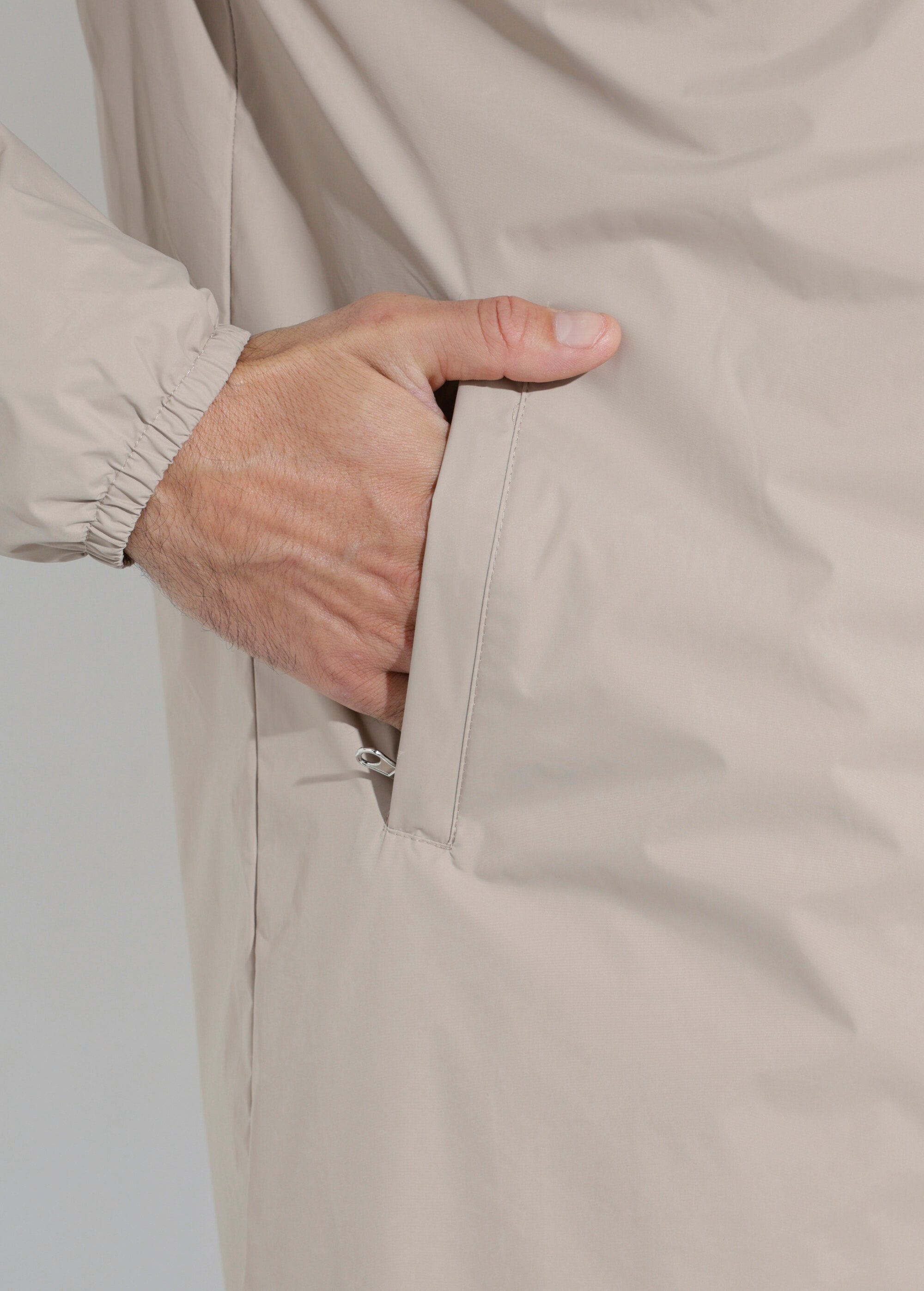 Trendy_long_water-repellent_parka_Beige_DE2_slim