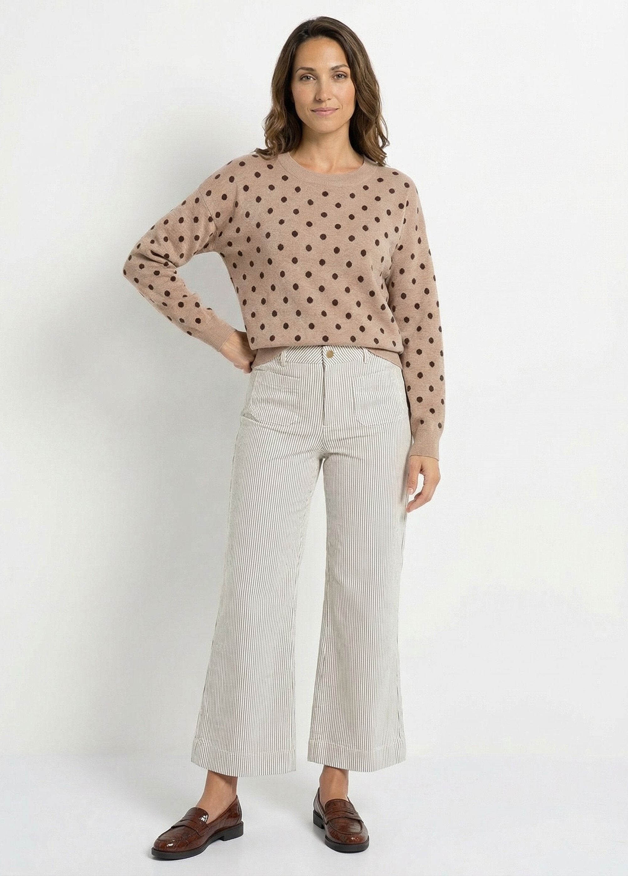 Round_neck_polka_dot_sweater,_jacquard_knit_Mole_SF1_slim