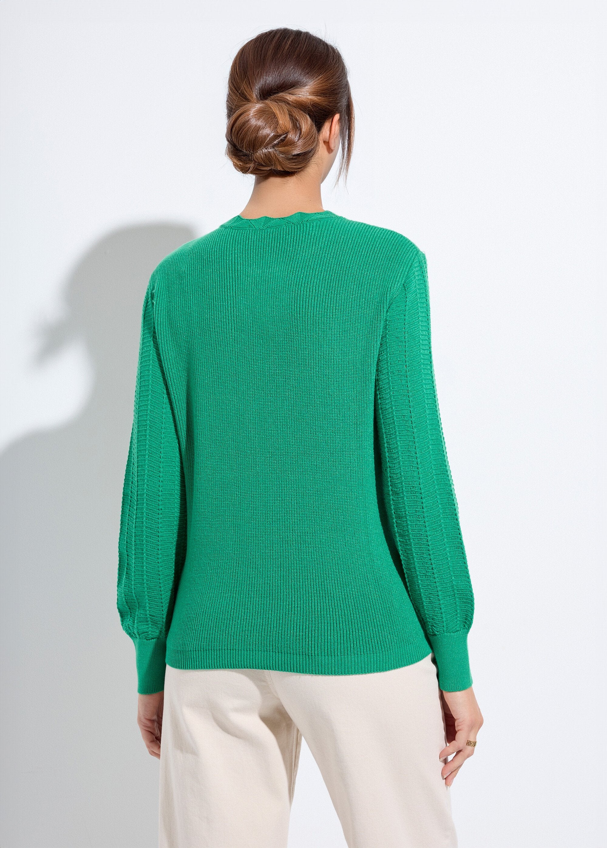 Soft_round_neck_sweater_with_long_blousy_sleeves_Green_DO1_slim