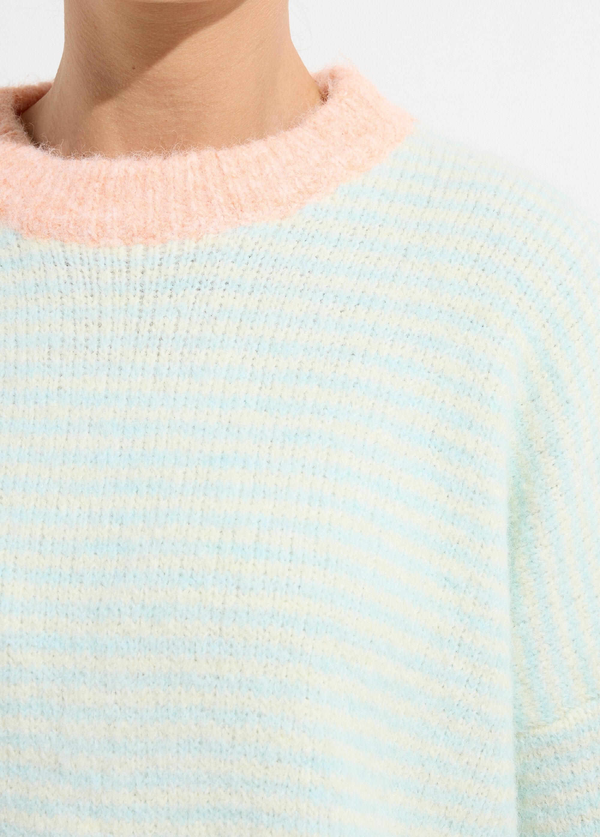 Pull_duveteux_rayé_pastel_forme_loose_Aqua_et_saumon_DE1_slim