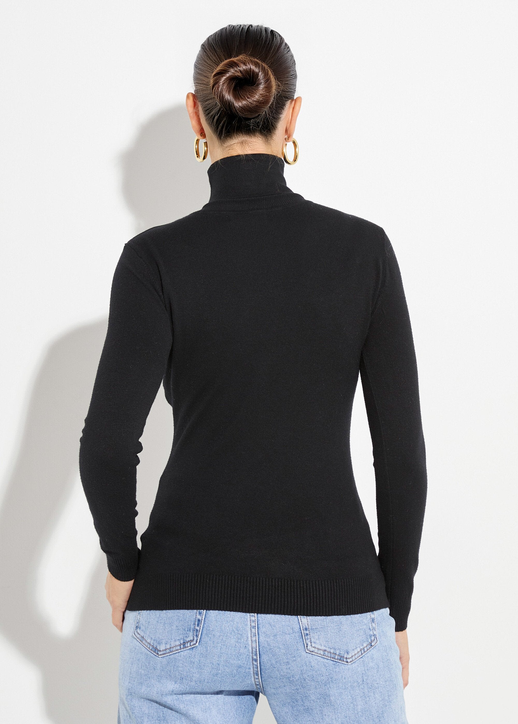 Pull_fin_en_maille_avec_col_roulé_Noir_DO1_slim