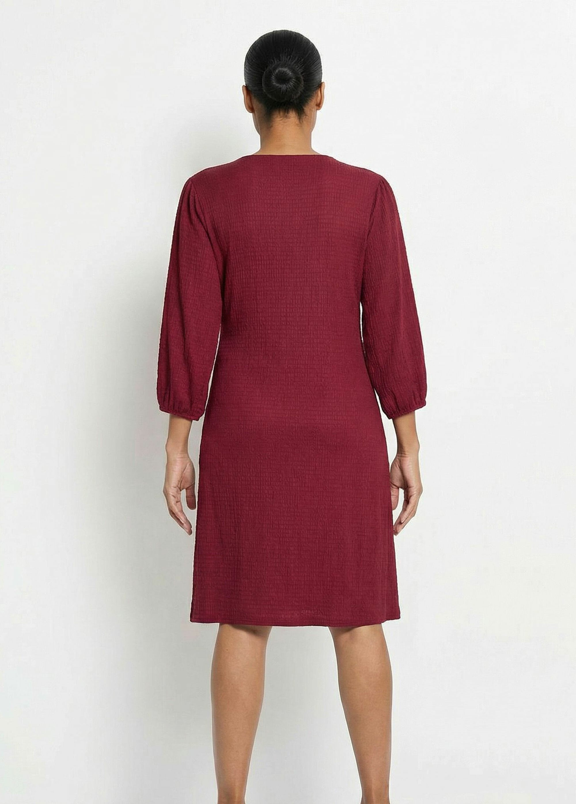 Waffle_knit_wrap_dress_Bordeaux_DO1_slim