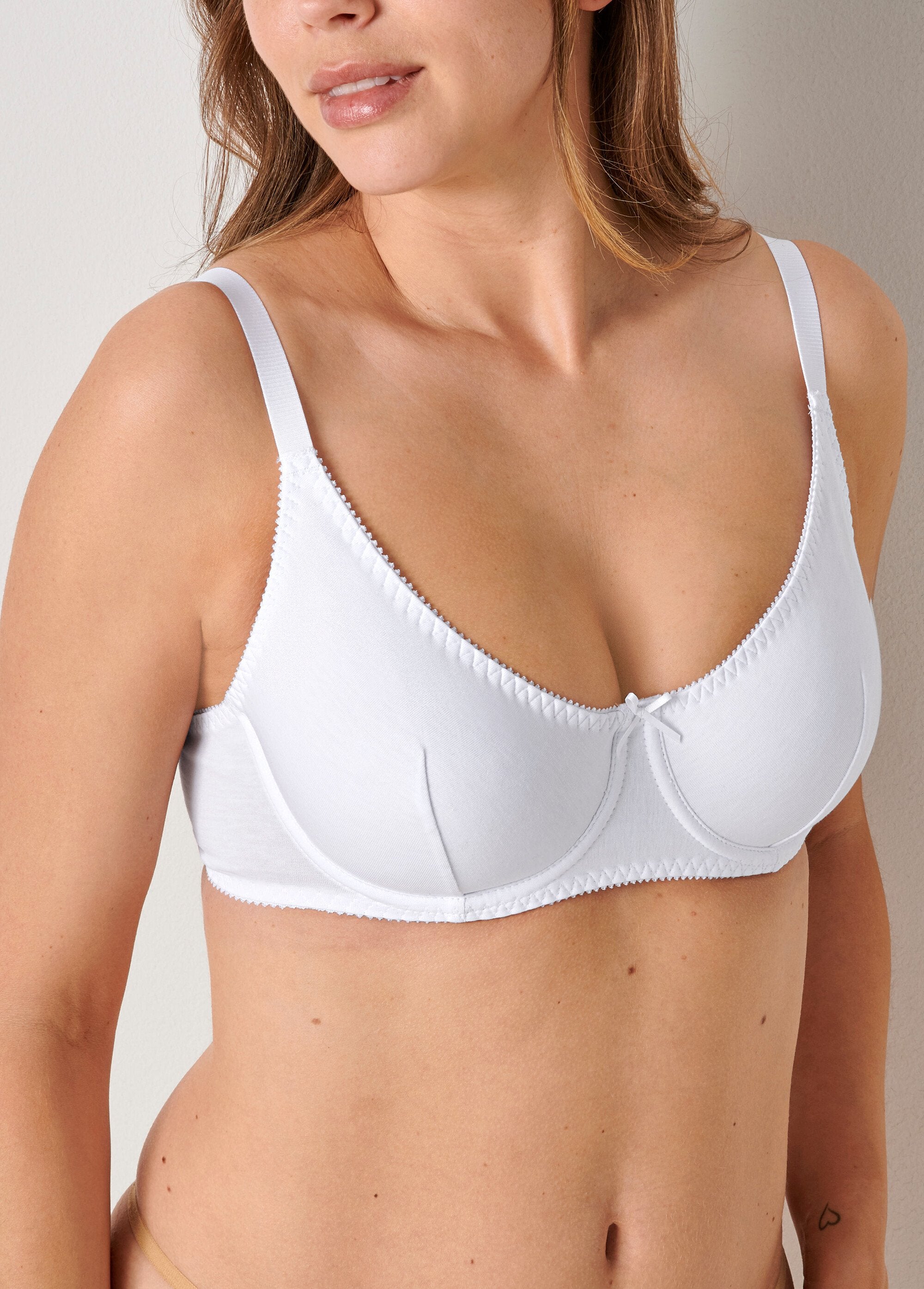 Stretch_cotton_underwired_bra_White_FA1_slim