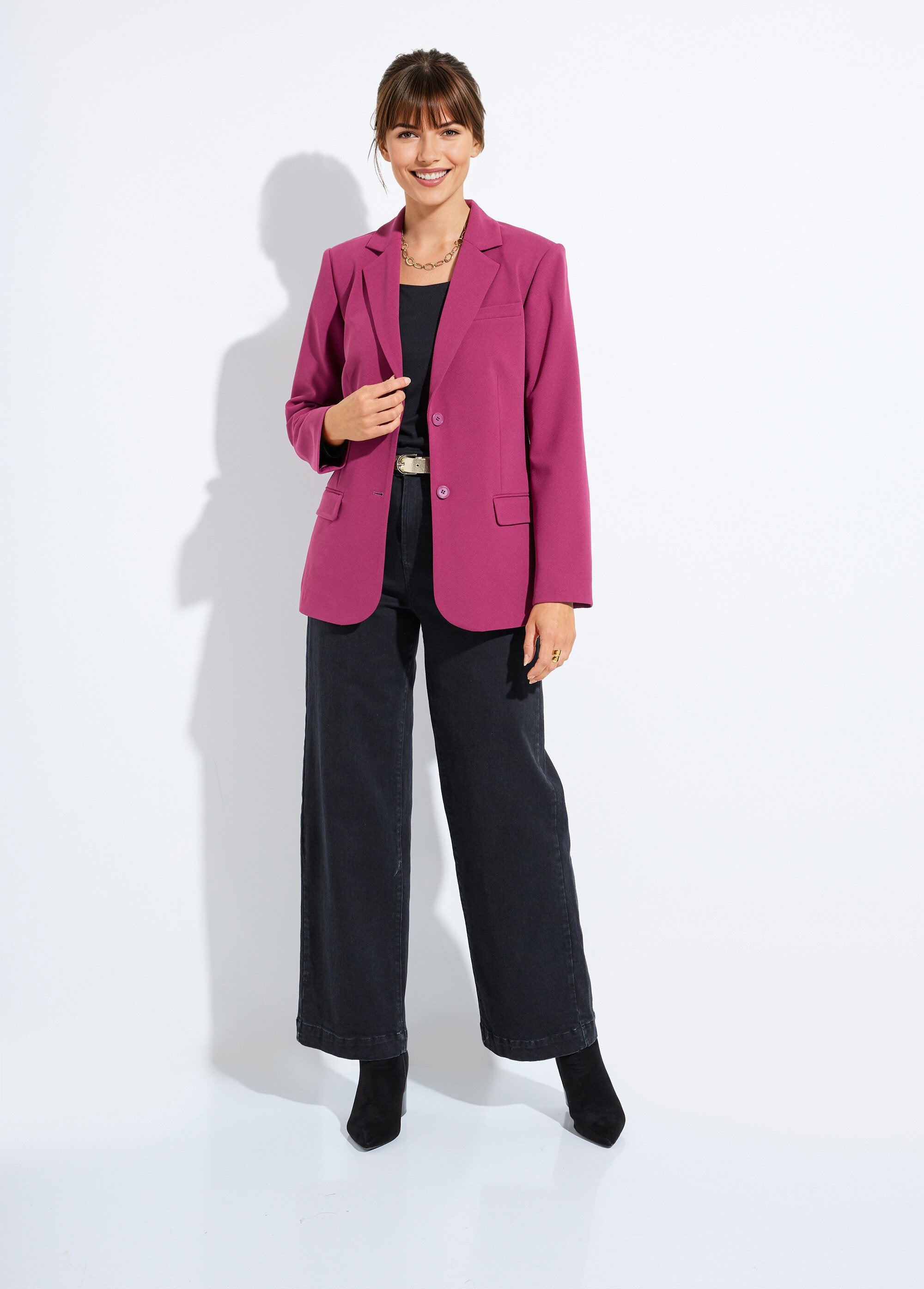 Plain_blazer_jacket_with_straight_cut_and_tailored_collar_Cassis_SF1_slim