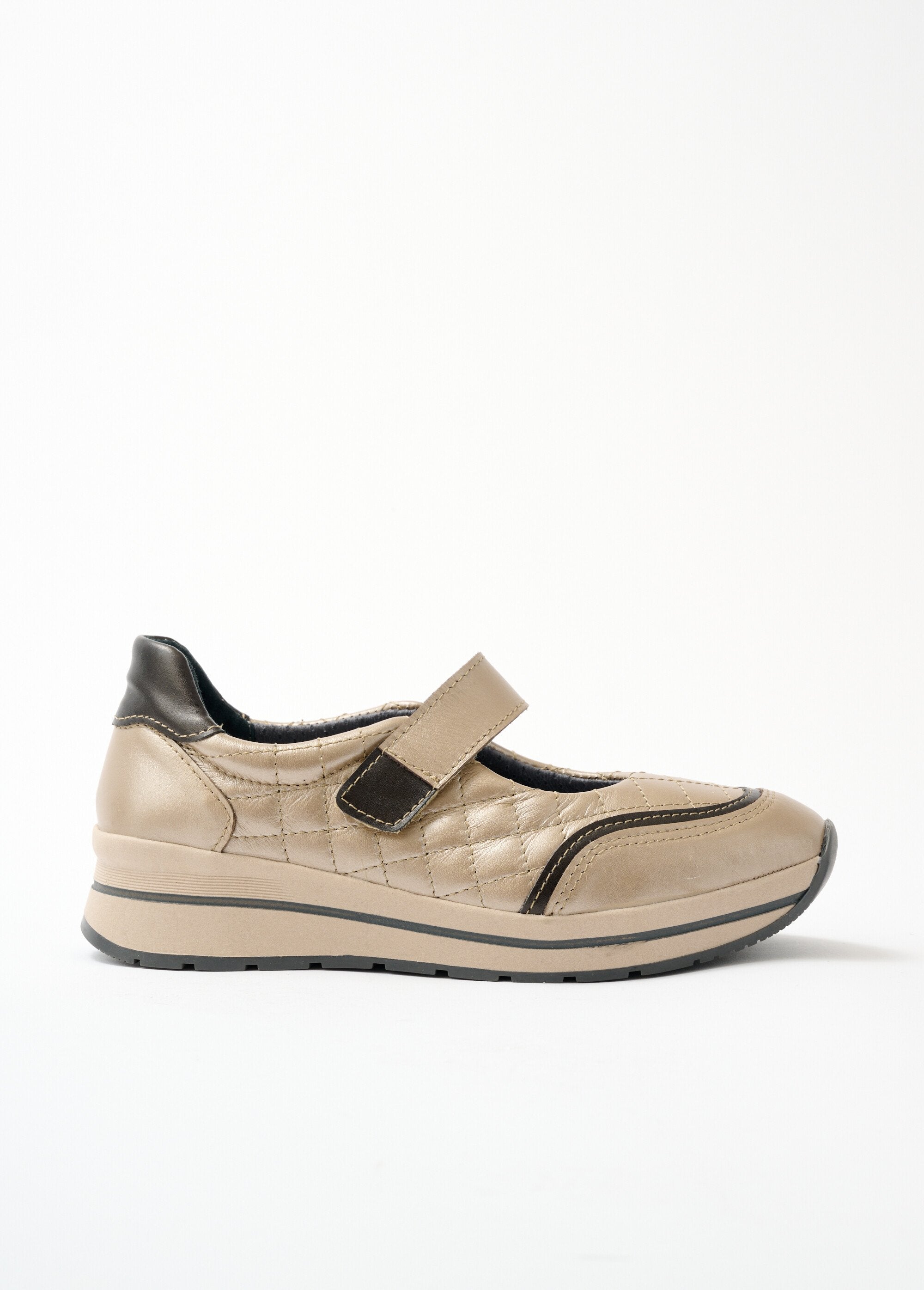 Velor_leather_comfort_width_Mary_Janes_Iridescent_beige_DR1_slim