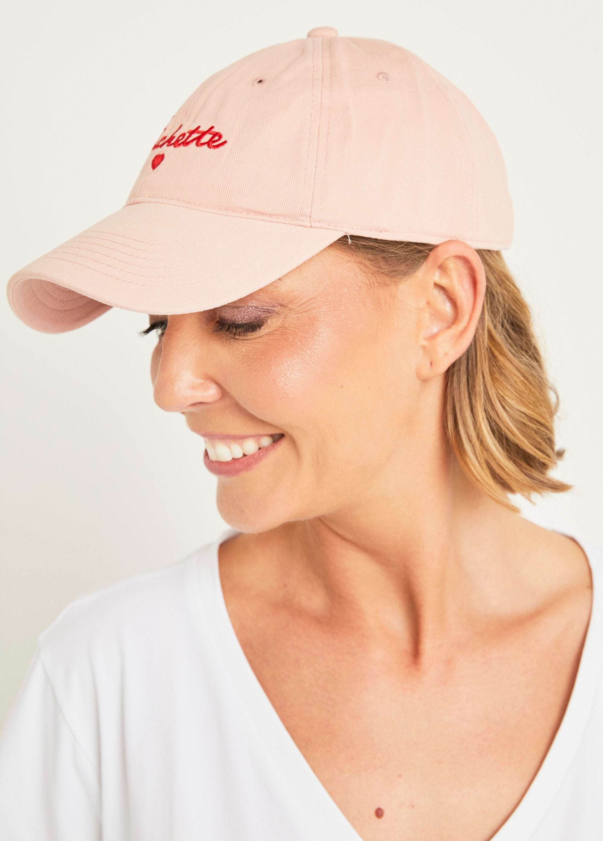 Cap_with_message_embroidery_Pink_DR1_slim