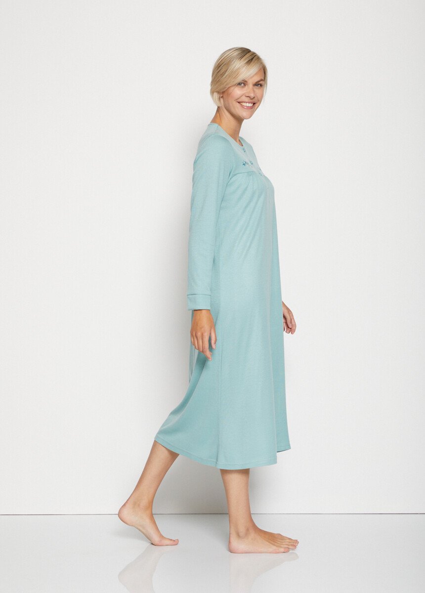 Courtelle®_embroidered_nightgown_Green_DR1_slim