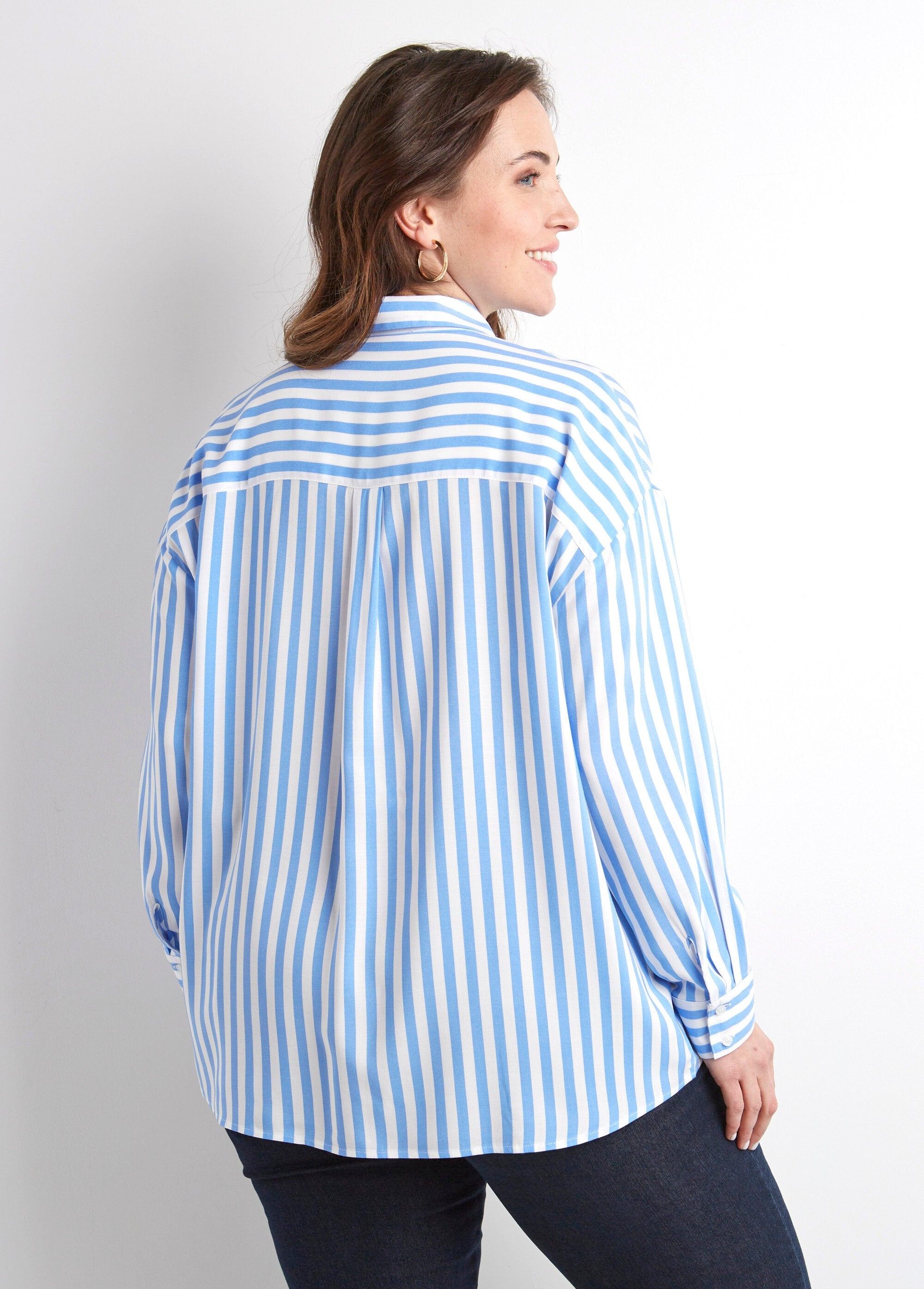 Long_sleeve_striped_flowing_blouse_Blue_and_white_DO1_curvy