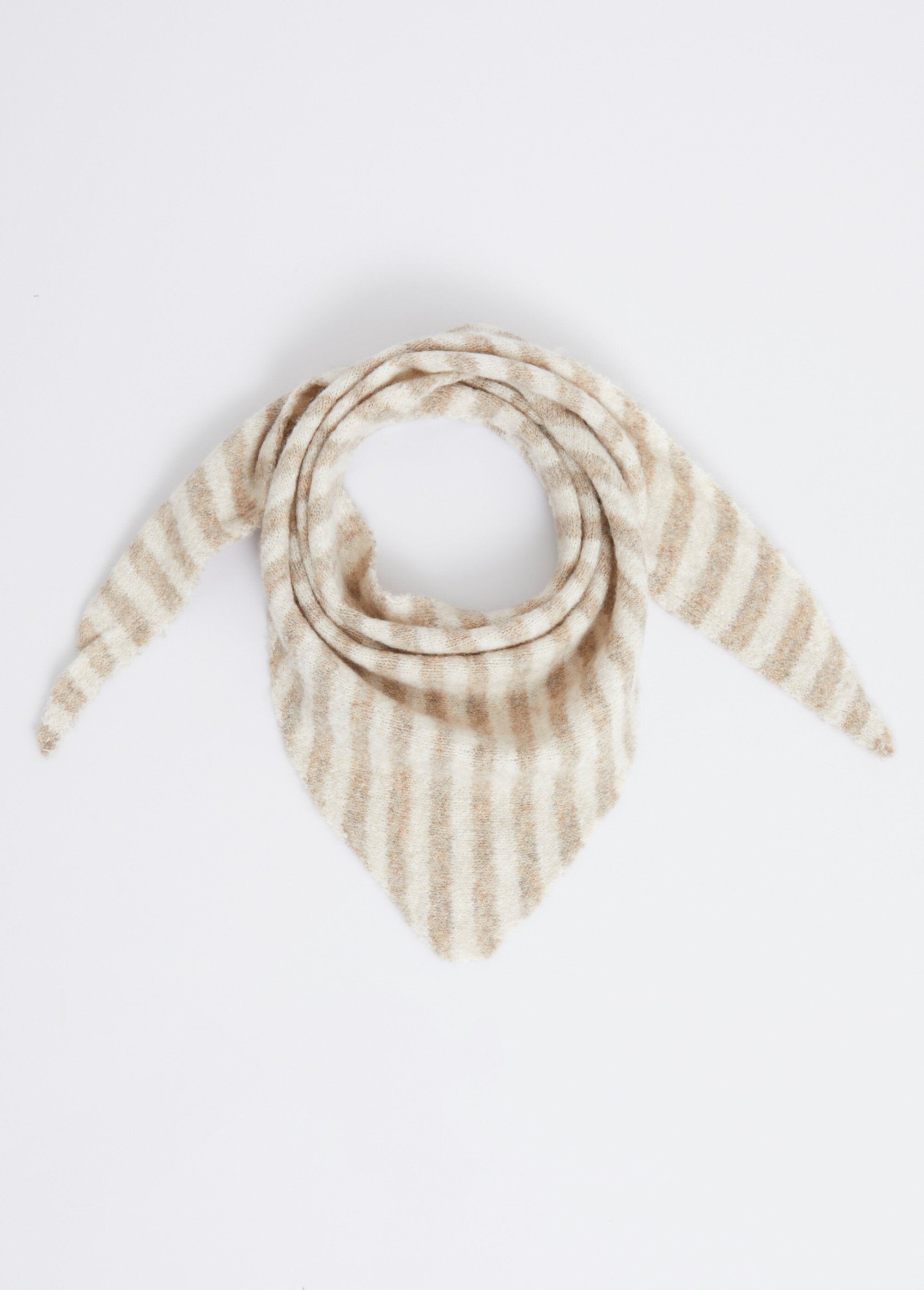 Striped_triangle_scarf,_with_wool_Mole_FA1_slim