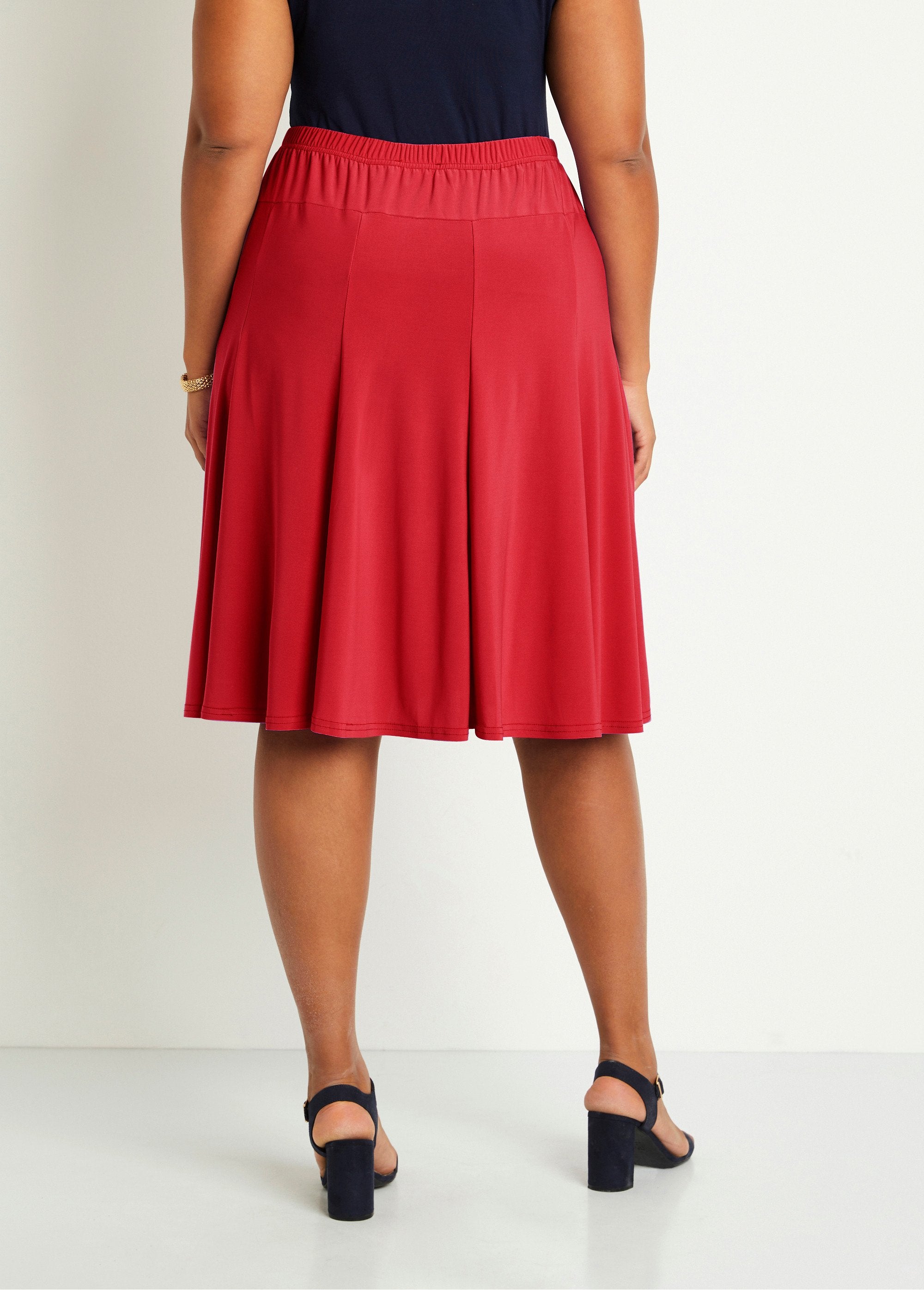 Mid-length_flared_knit_skirt_Morello_cherry_DO1_curvy