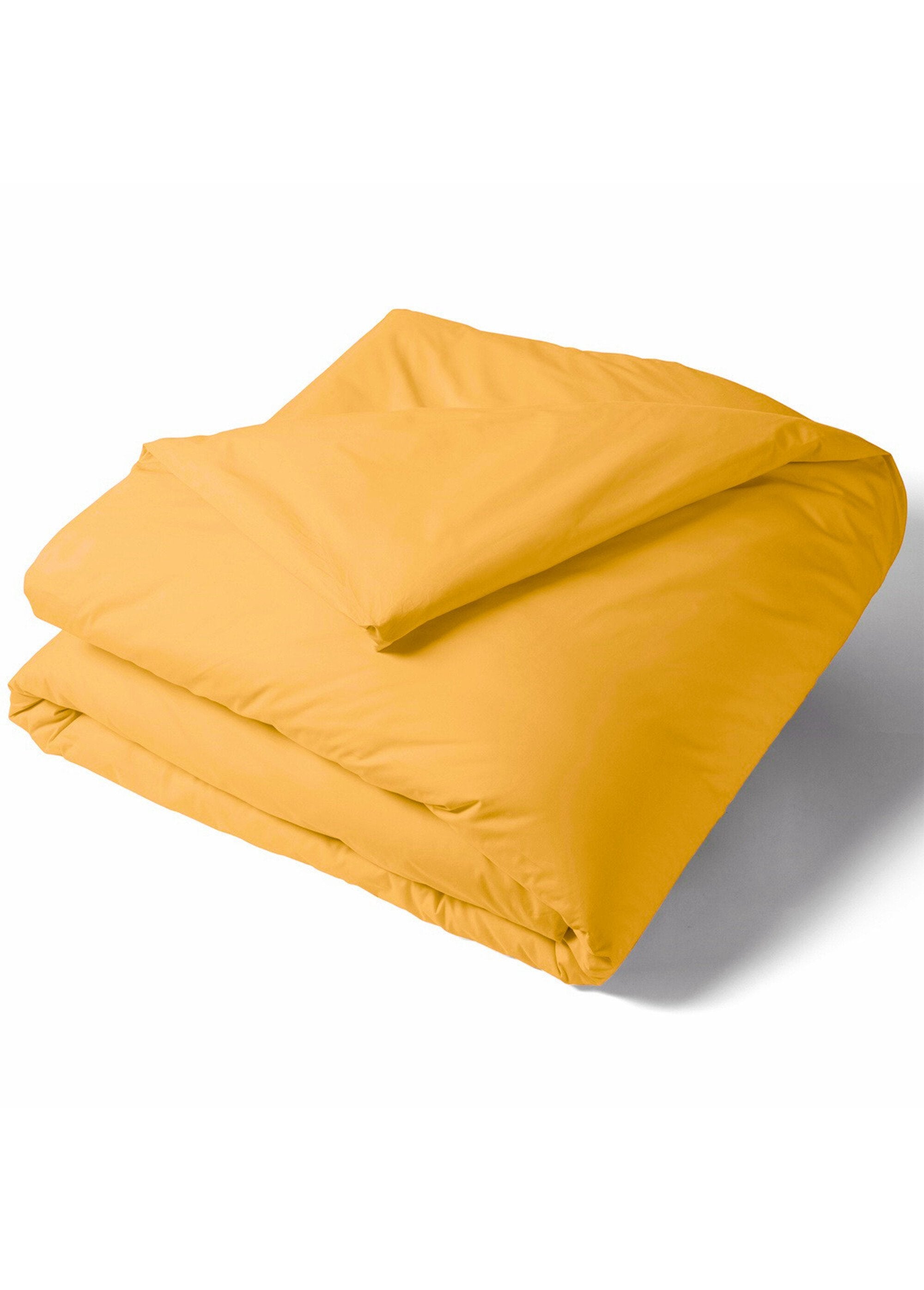 REPOS_cotton_percale_duvet_cover_Ocher_FA1_slim