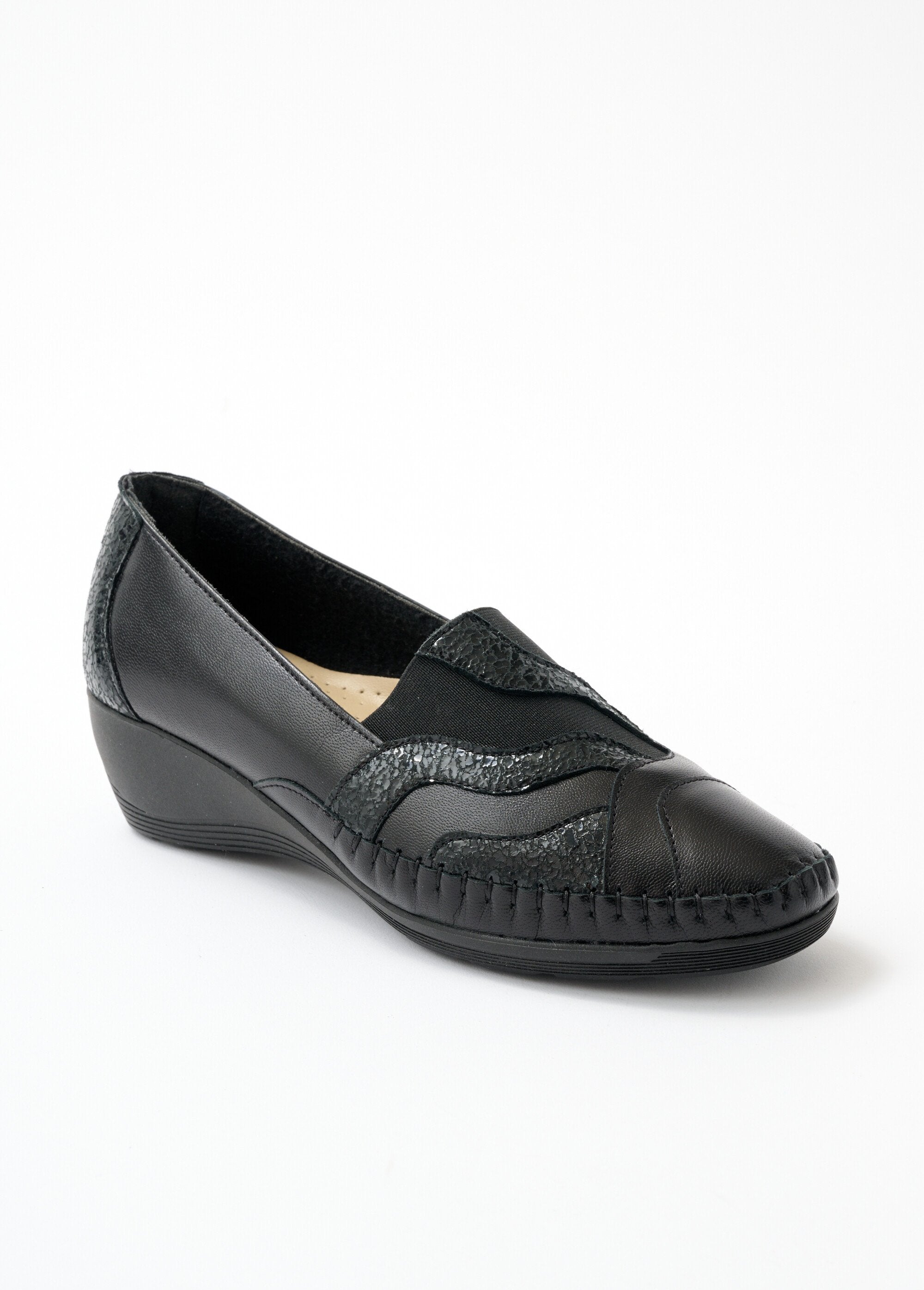 Fancy_comfort_width_leather_moccasins_Black_FA1_slim