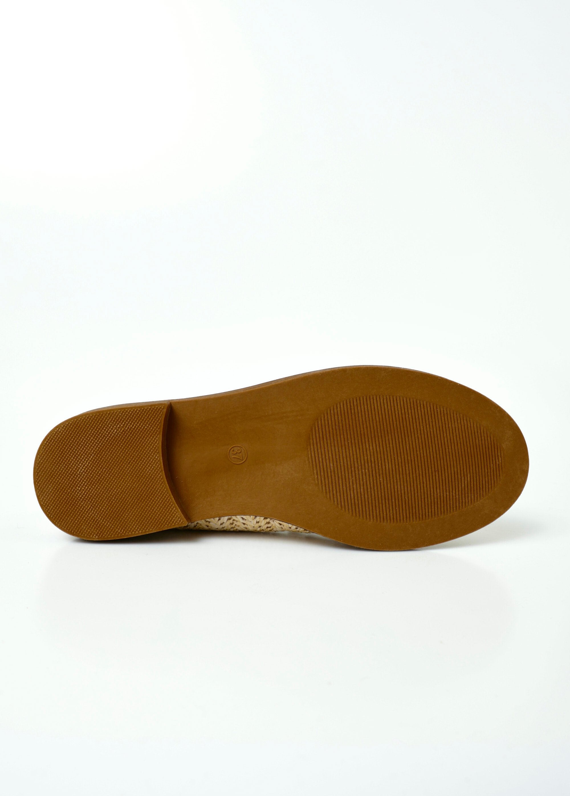 Mocassins_effet_natté_métallisé_avec_patte_Beige_UN1_slim