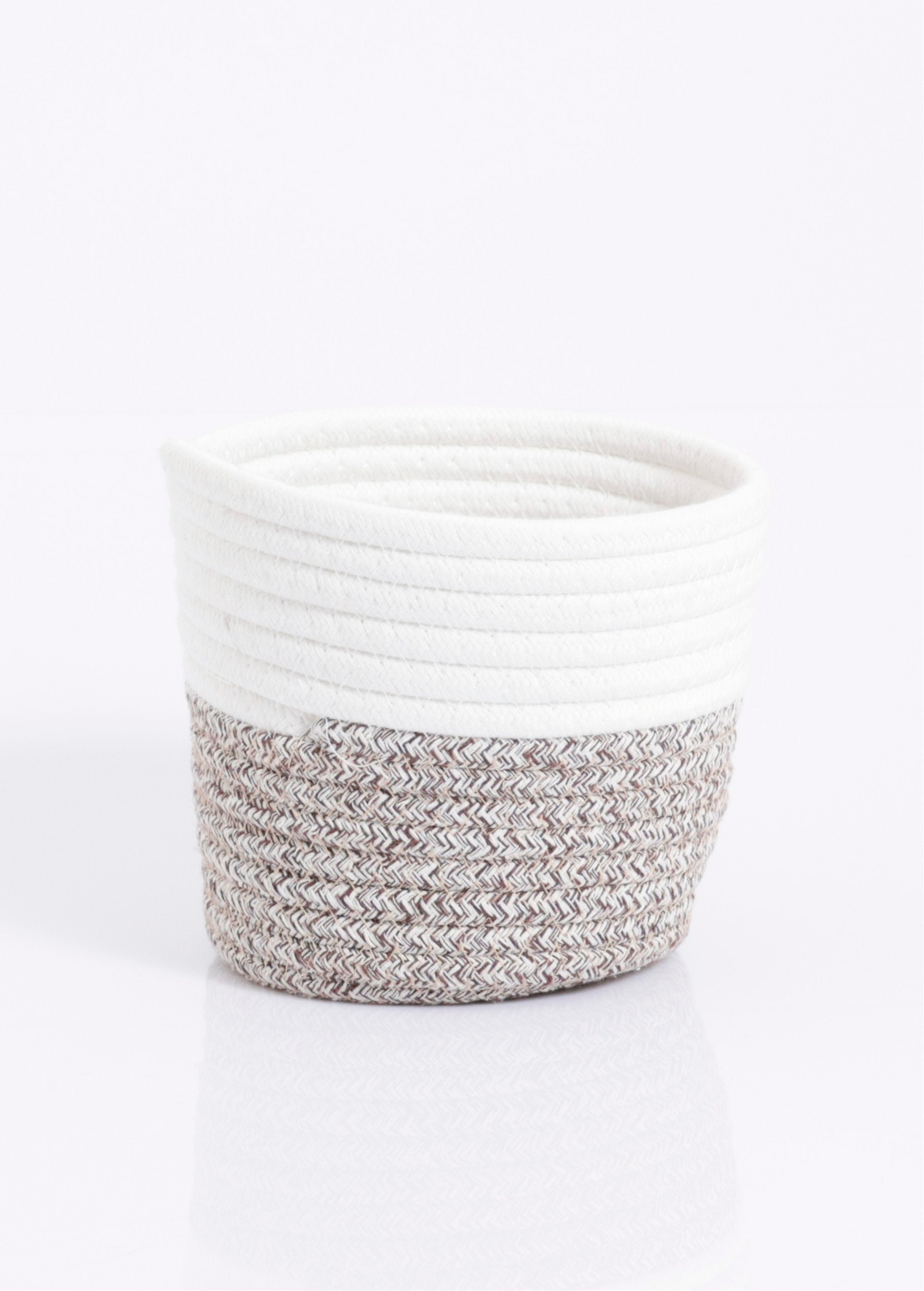 Woven_cotton_pot_cover_basket_White_and_brown_FA1_slim