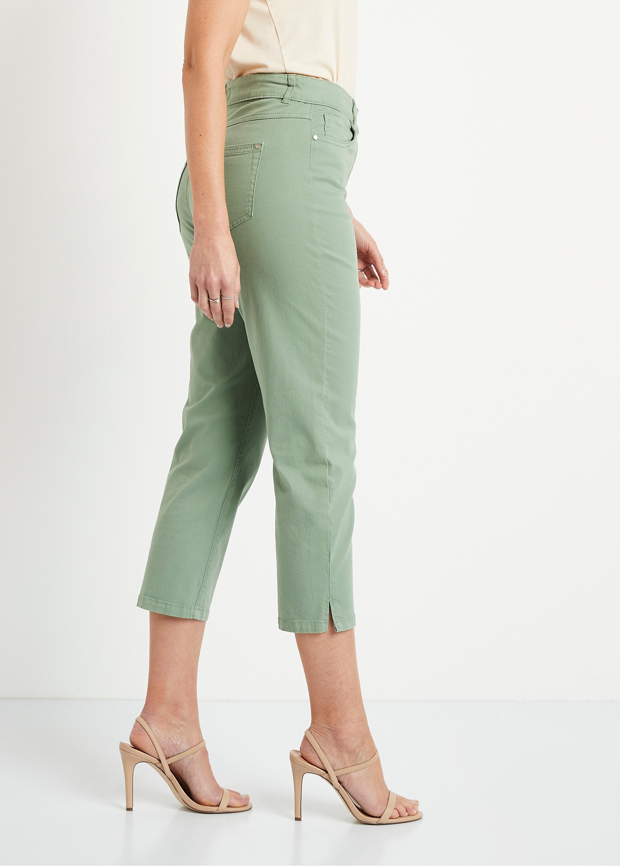 Cropped_pants_with_elasticated_belt_and_5_pockets_Linden_DR1_slim