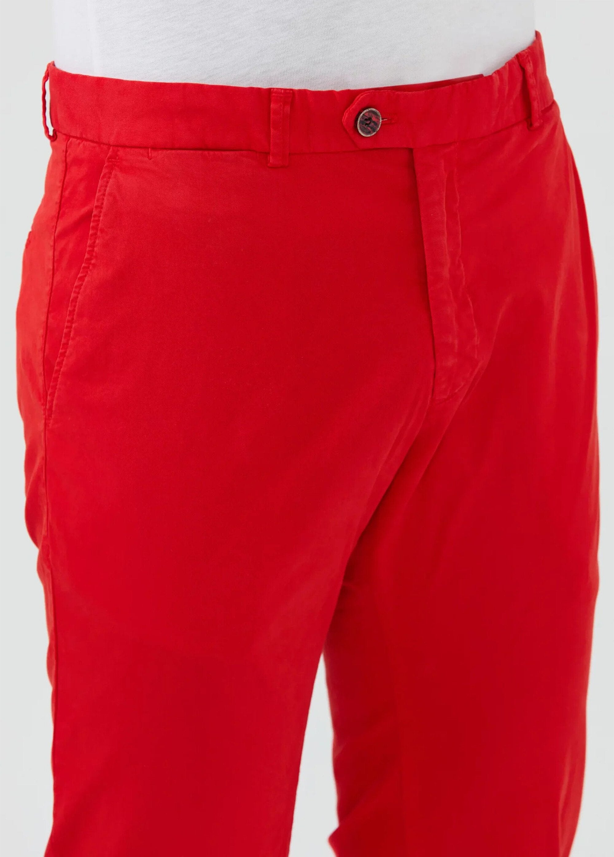 Pantalon_chino_en_toile_poches_italiennes_Rouge_DE2_slim