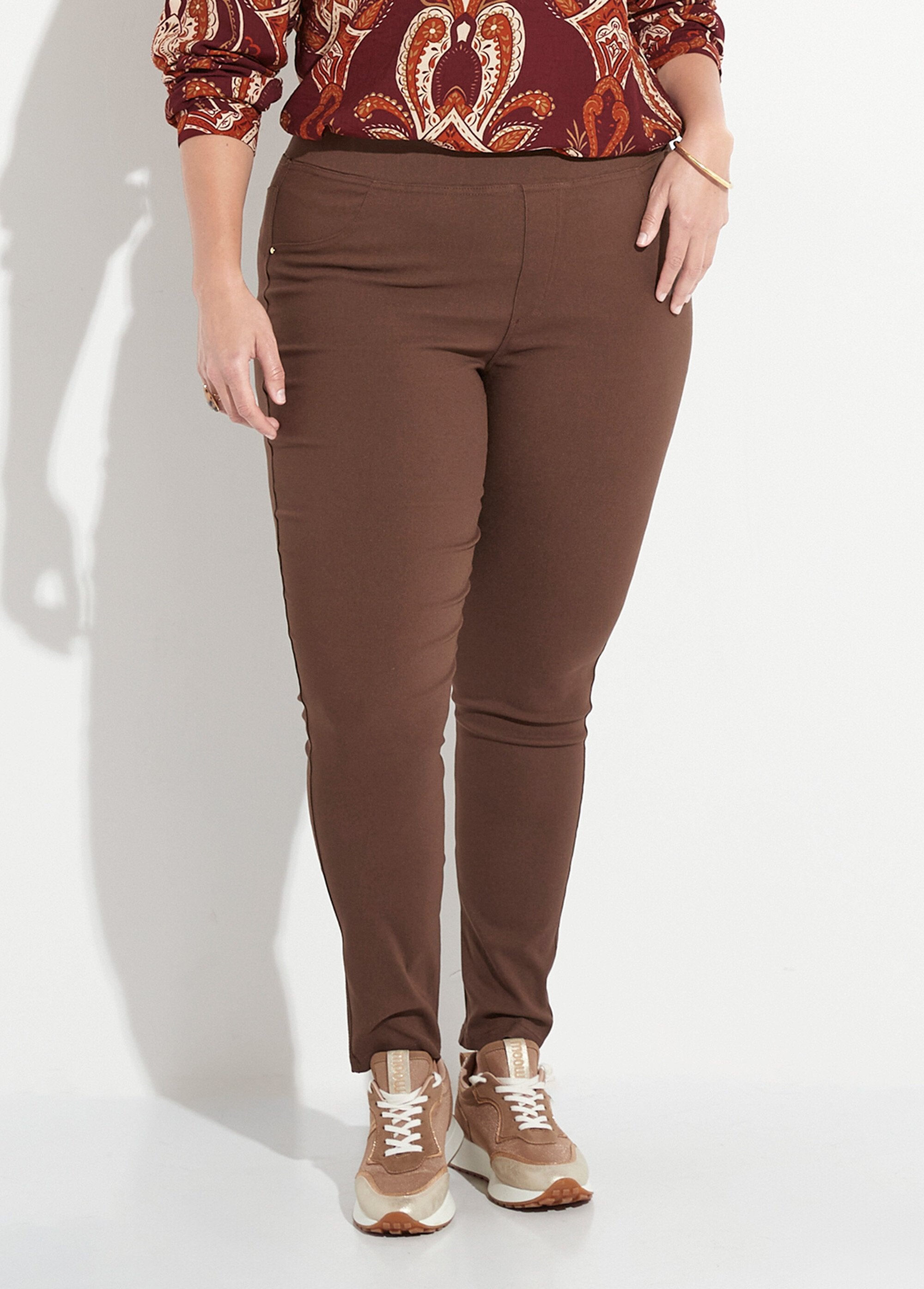 Stretch_pants_with_elasticated_waist_Brown_FA1_curvy