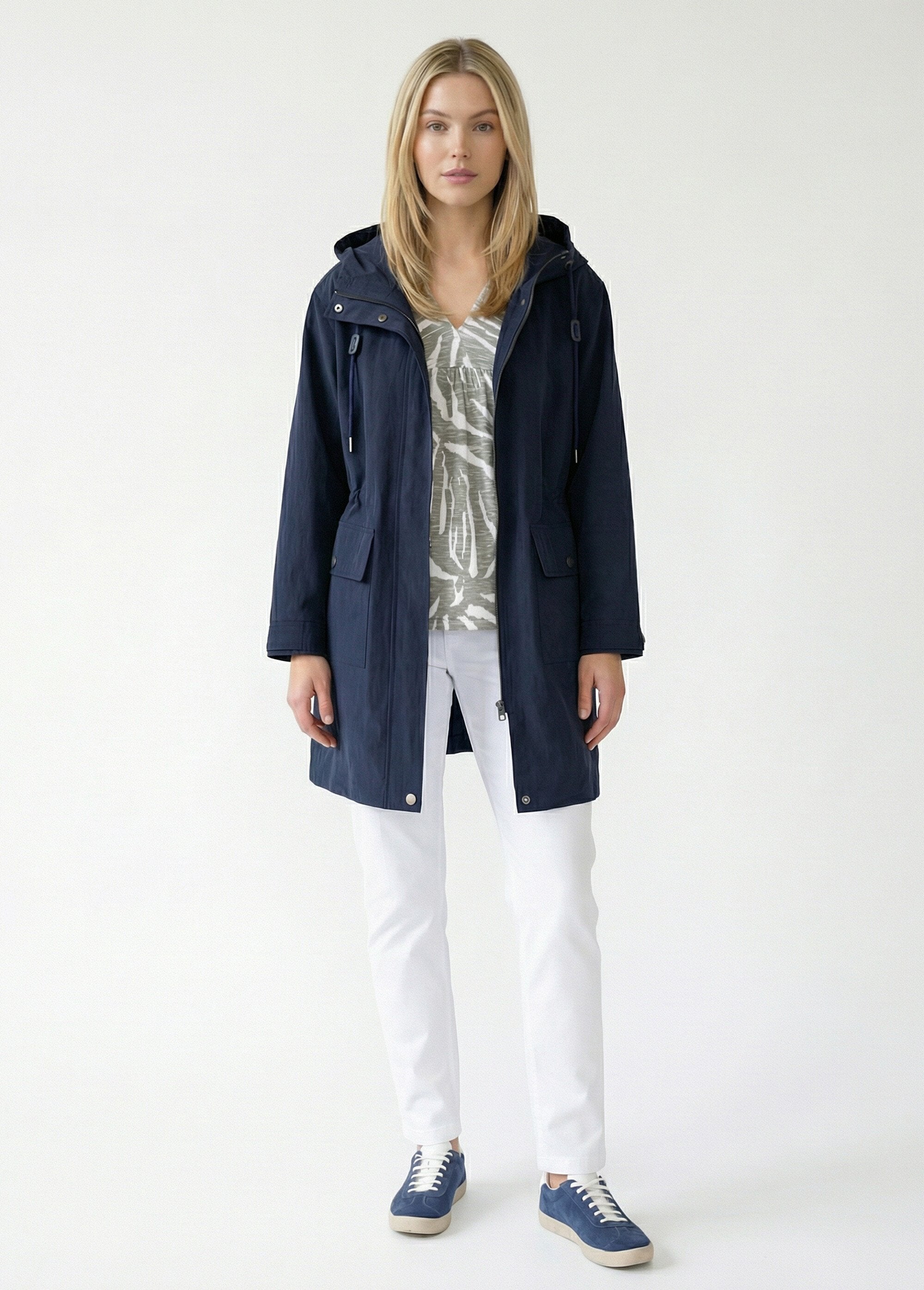 Water-repellent_hooded_zip-up_snap_parka_Marine_SF1_slim