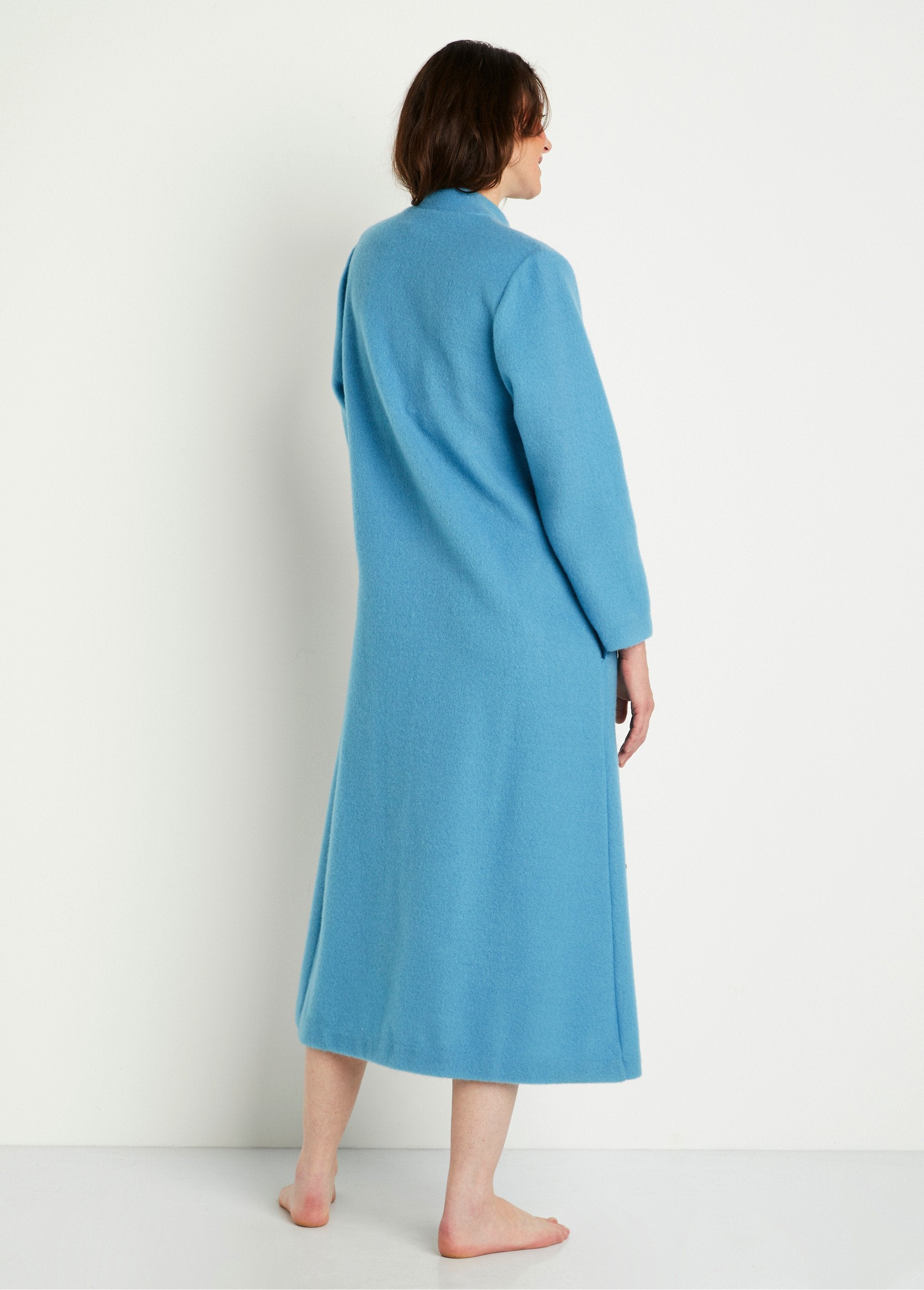 Courtelle®_zipped_knit_bathrobe_Blue_Duck_DO2_slim