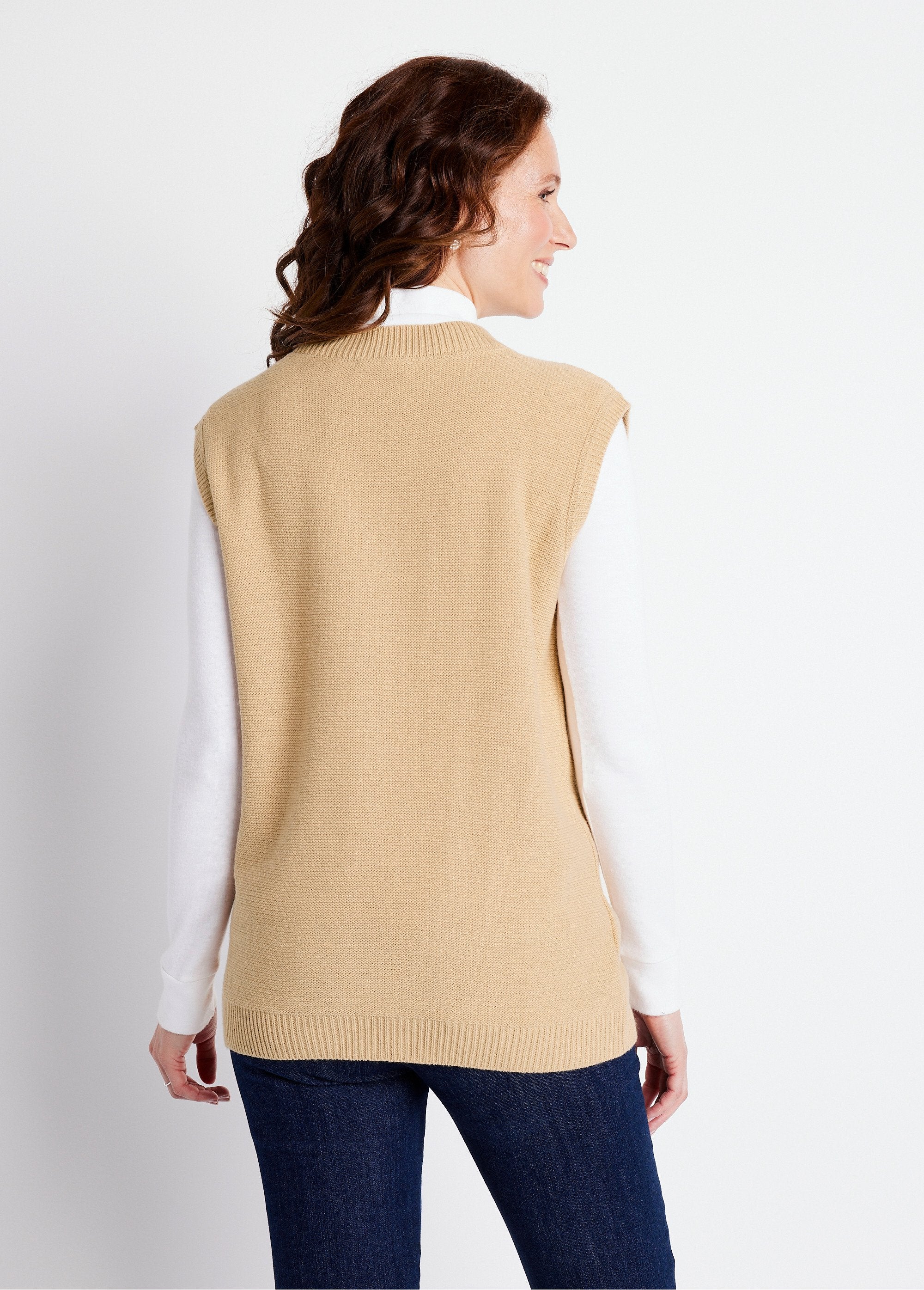 Fancy_knit_sleeveless_V-neck_sweater_Beige_DO1_slim