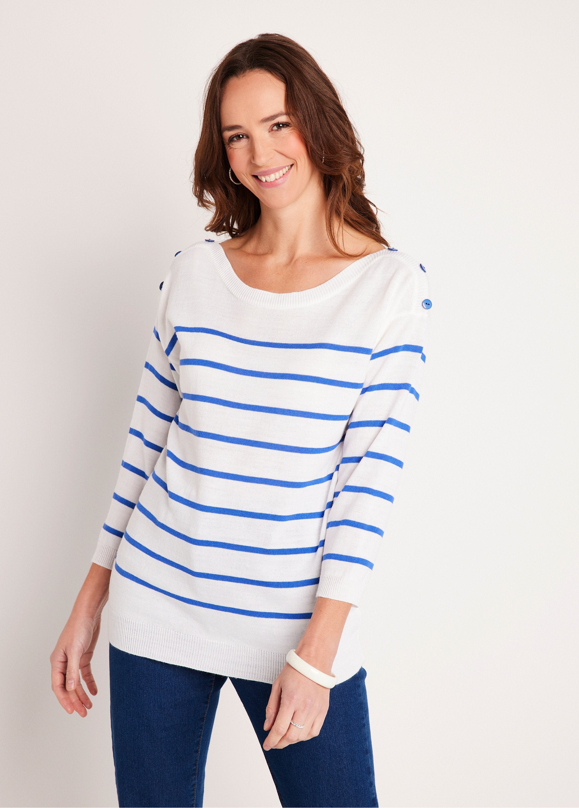 Thin_striped_sweater_White_and_blue_FA1_slim