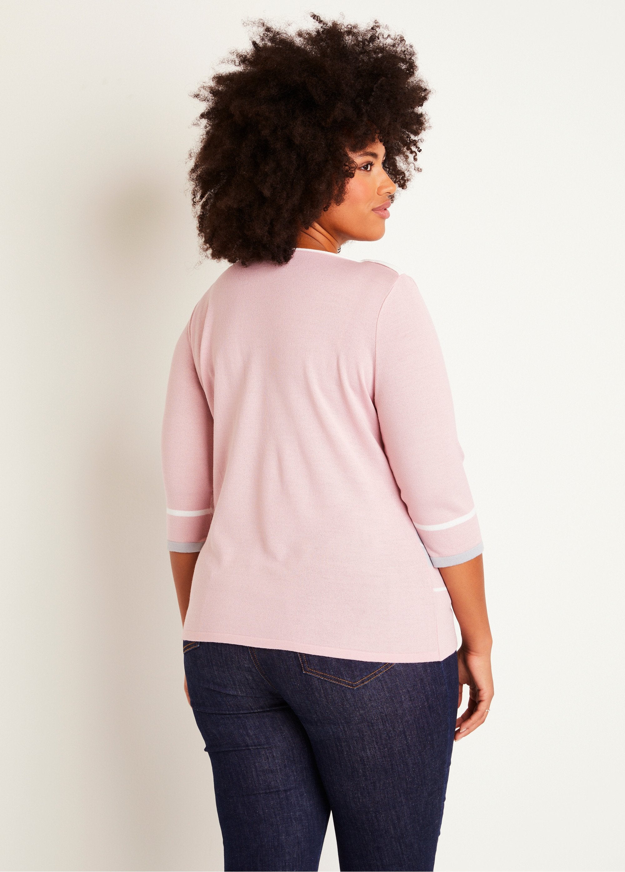 3/4_sleeve_boat_neck_sweater_Pink_and_gray_DO1_curvy