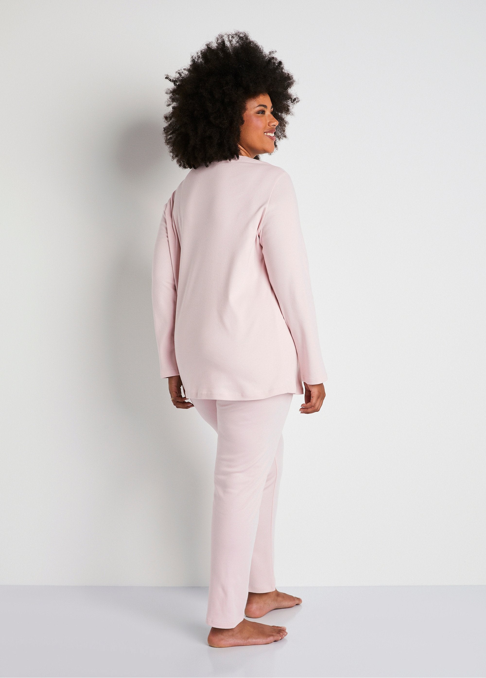 Plain_lace_interlock_knit_pajamas_Pink_DO1_curvy