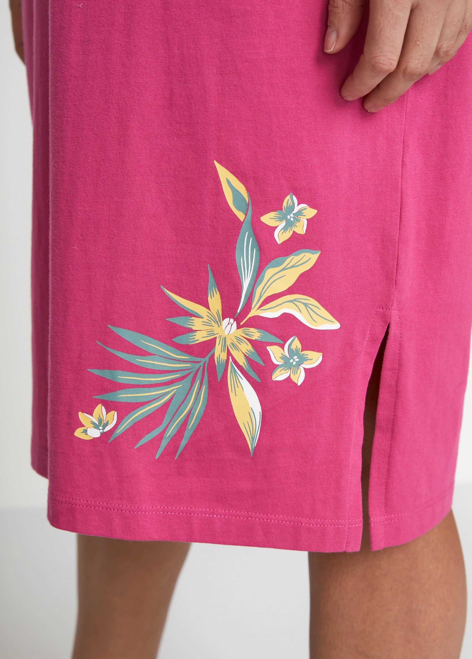 Short_cotton_beach_dress_Fuchsia_DE5_slim