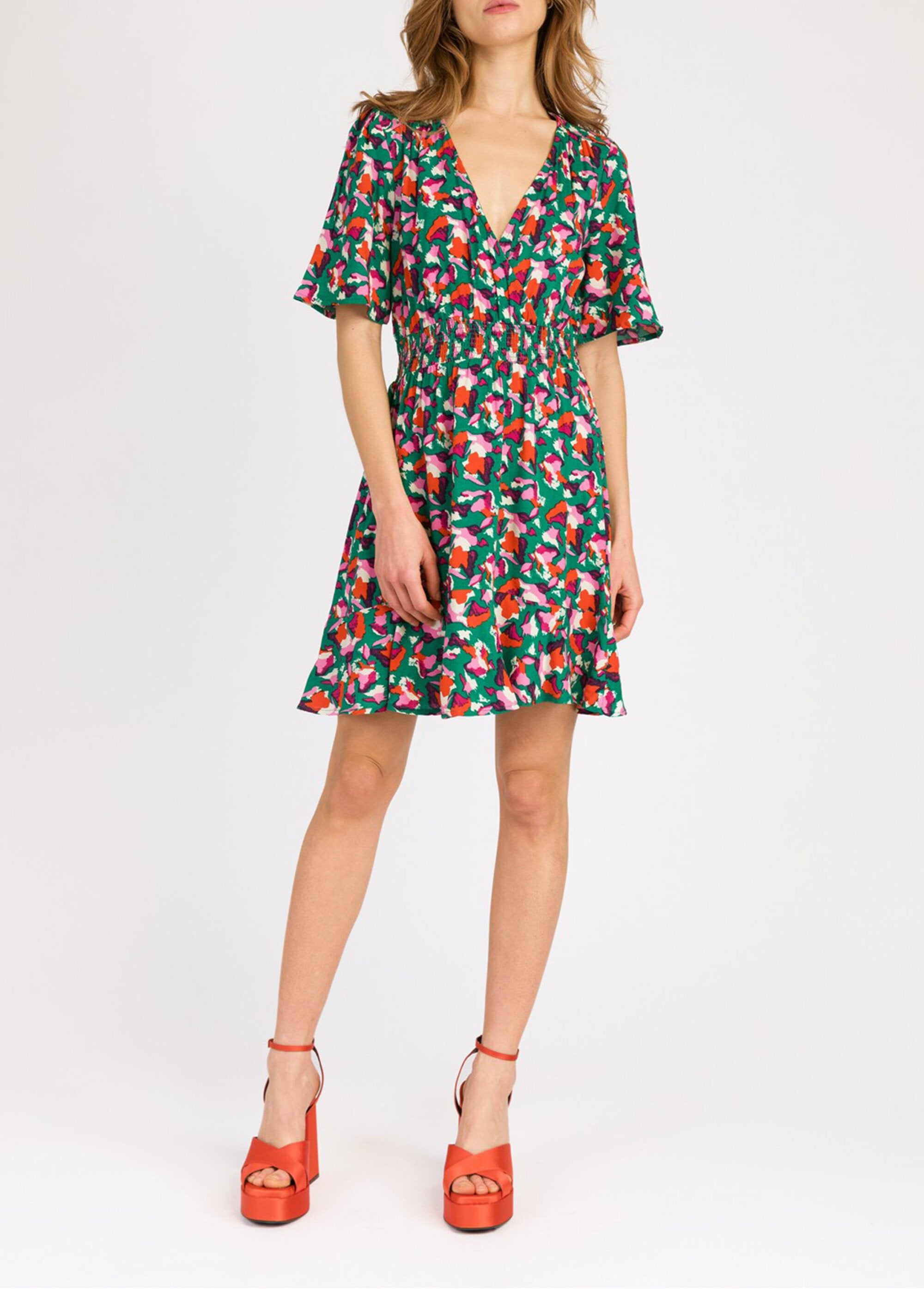 Short_patterned_dress_with_elasticated_waist_Green_prints_FA1_slim