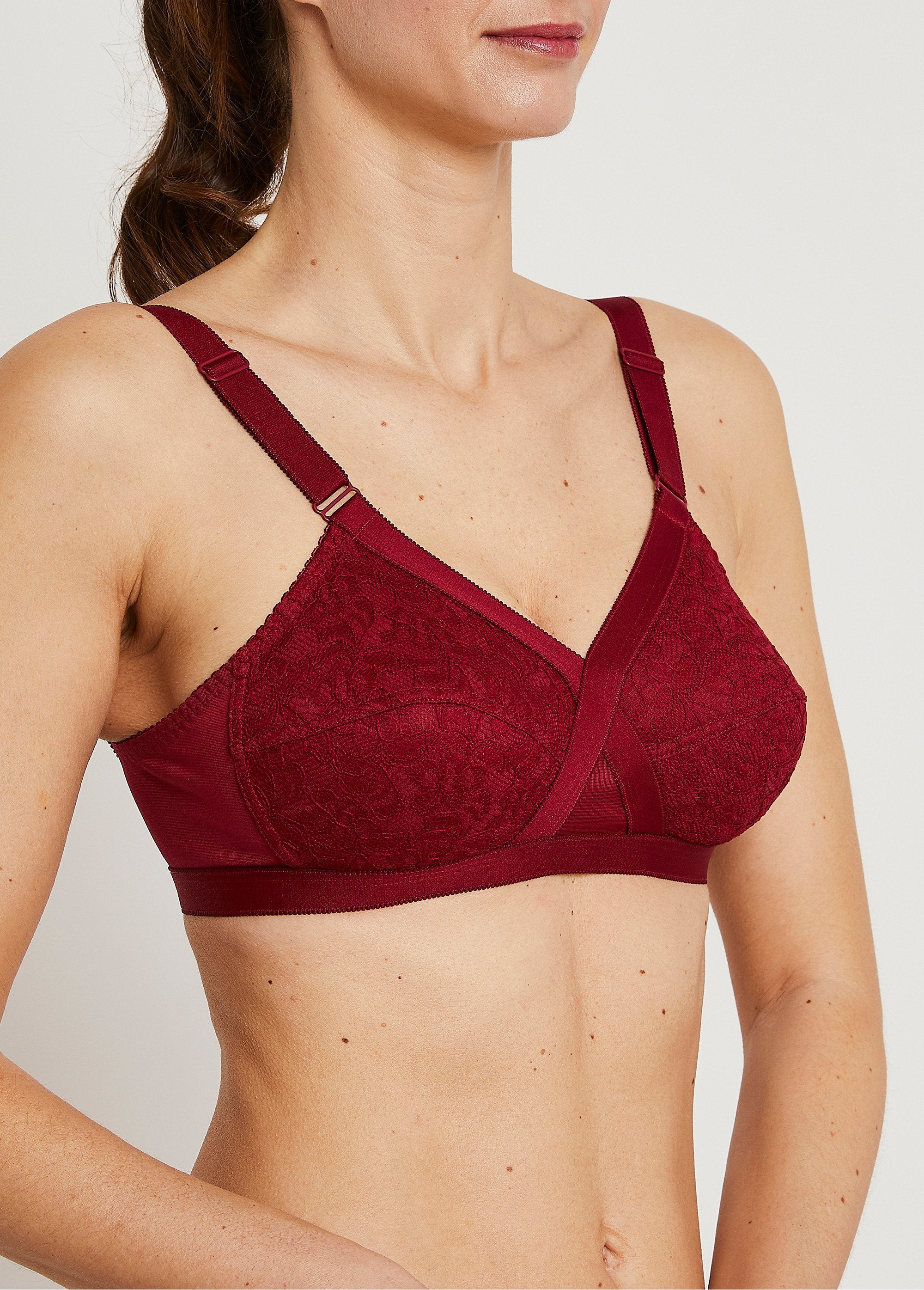 Non-wired_crossover_bra_-_set_of_2_Carmine_lot2_FA2_slim