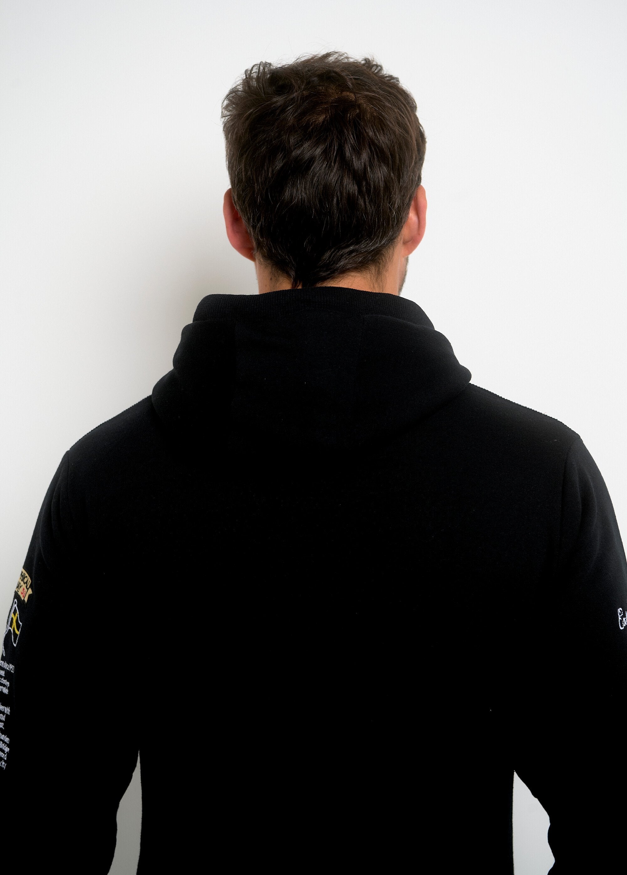 Long_sleeve_half_zip_hoodie_Black_DO2_slim