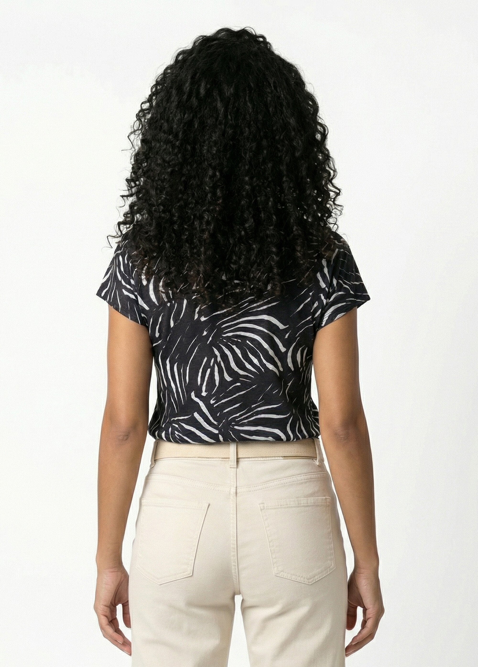 short-sleeved_round_neck_printed_T-shirt_Black_DO1_slim