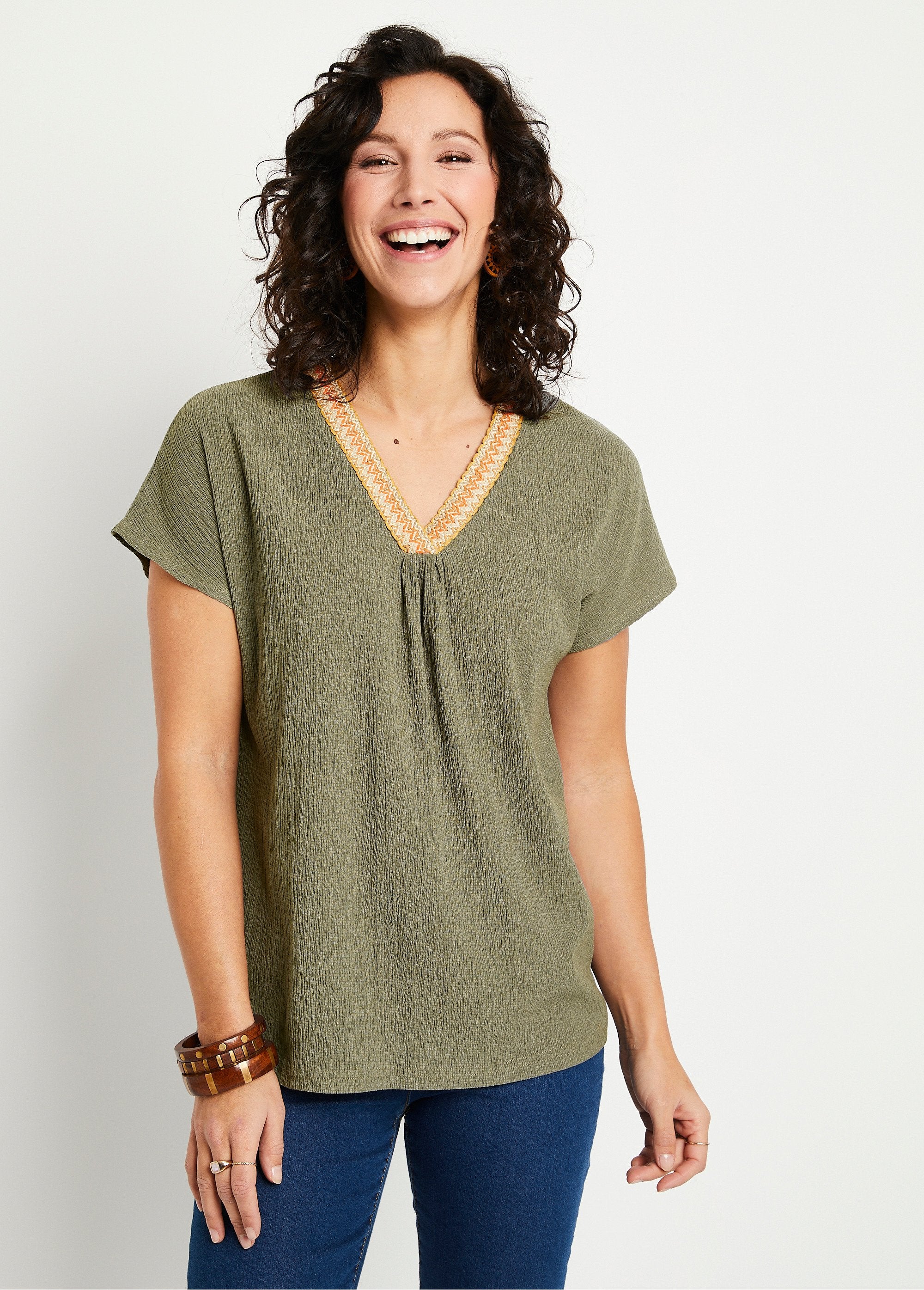 Long_plain_embroidered_loose_t-shirt_Lime_green_FA1_slim