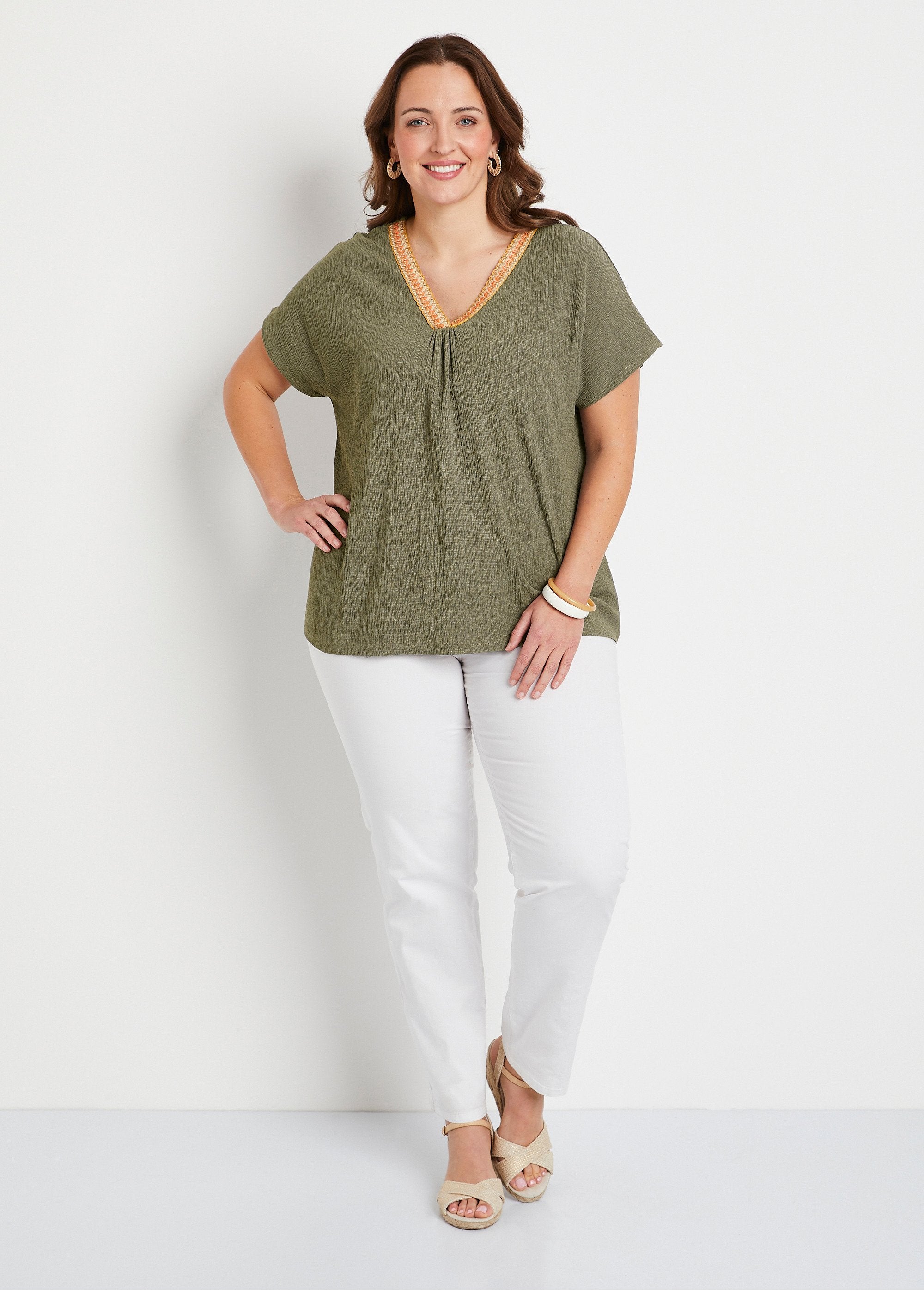 Long_plain_embroidered_loose_t-shirt_Lime_green_SF1_curvy