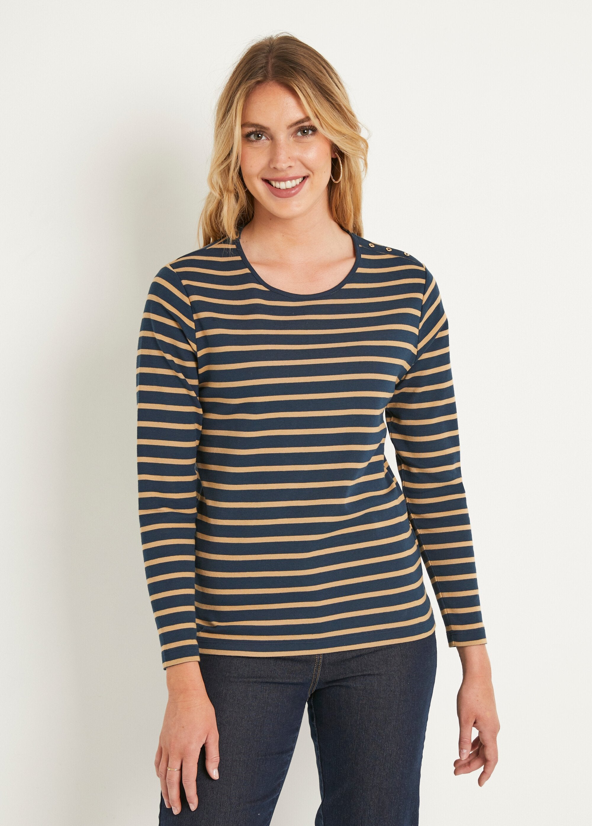 Long-sleeved_cotton_short_sailor_T-shirt_Navy_and_camel_FA1_slim