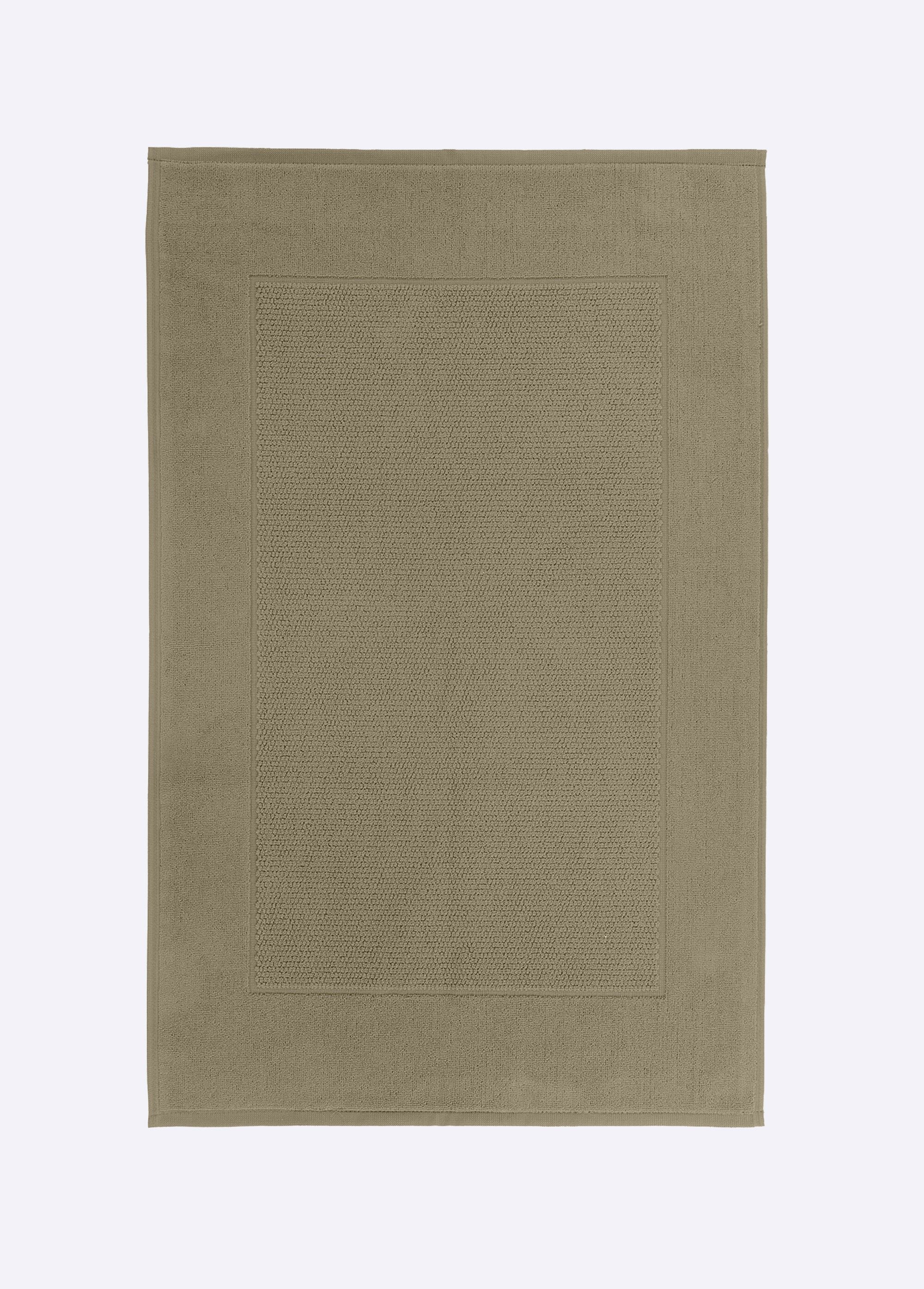 Tapis_de_bain_en_éponge_avec_fin_liteau_Taupe_FA1_slim