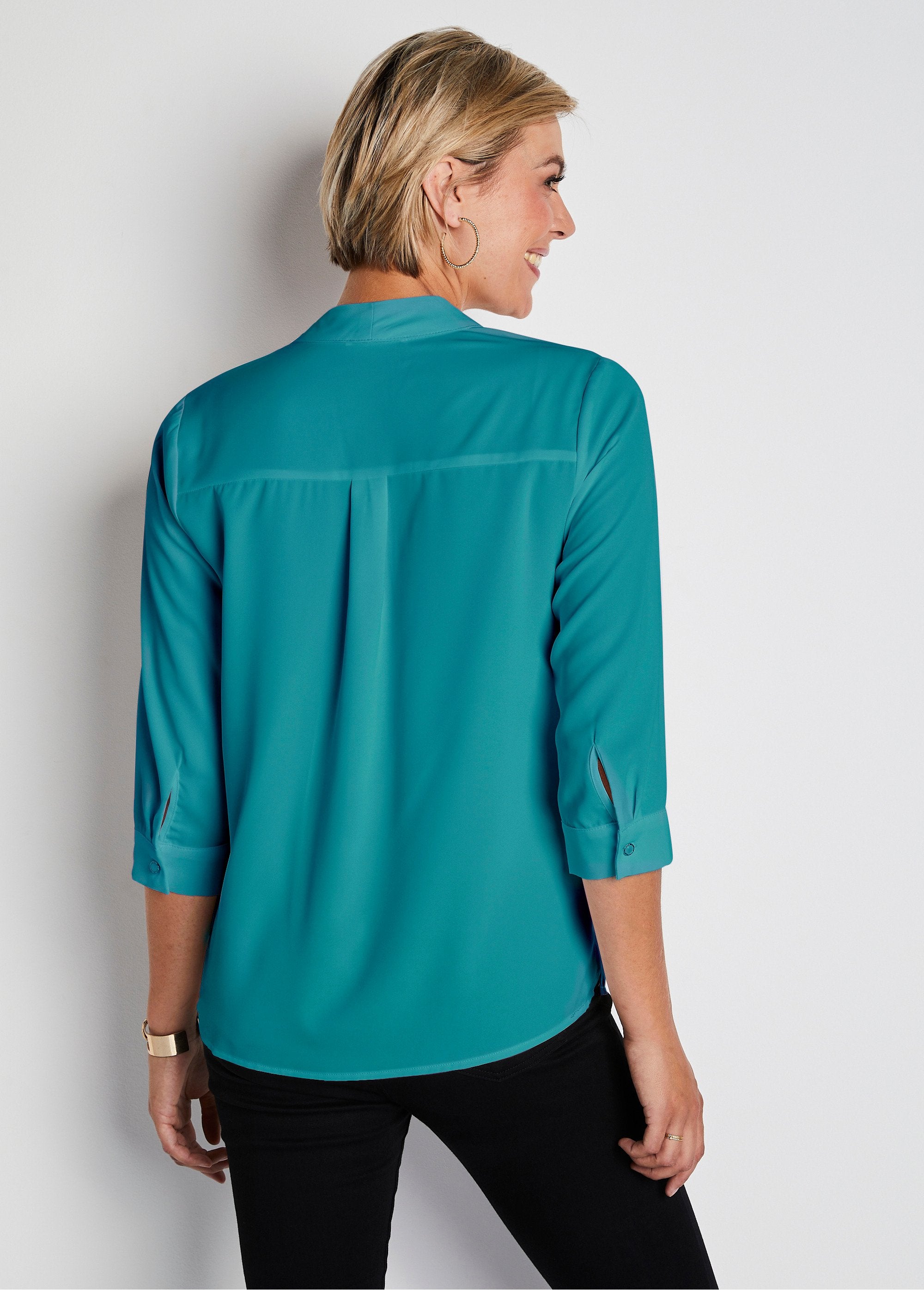 Buttoned_tunic_with_lavaliere_Emerald_DO1_slim