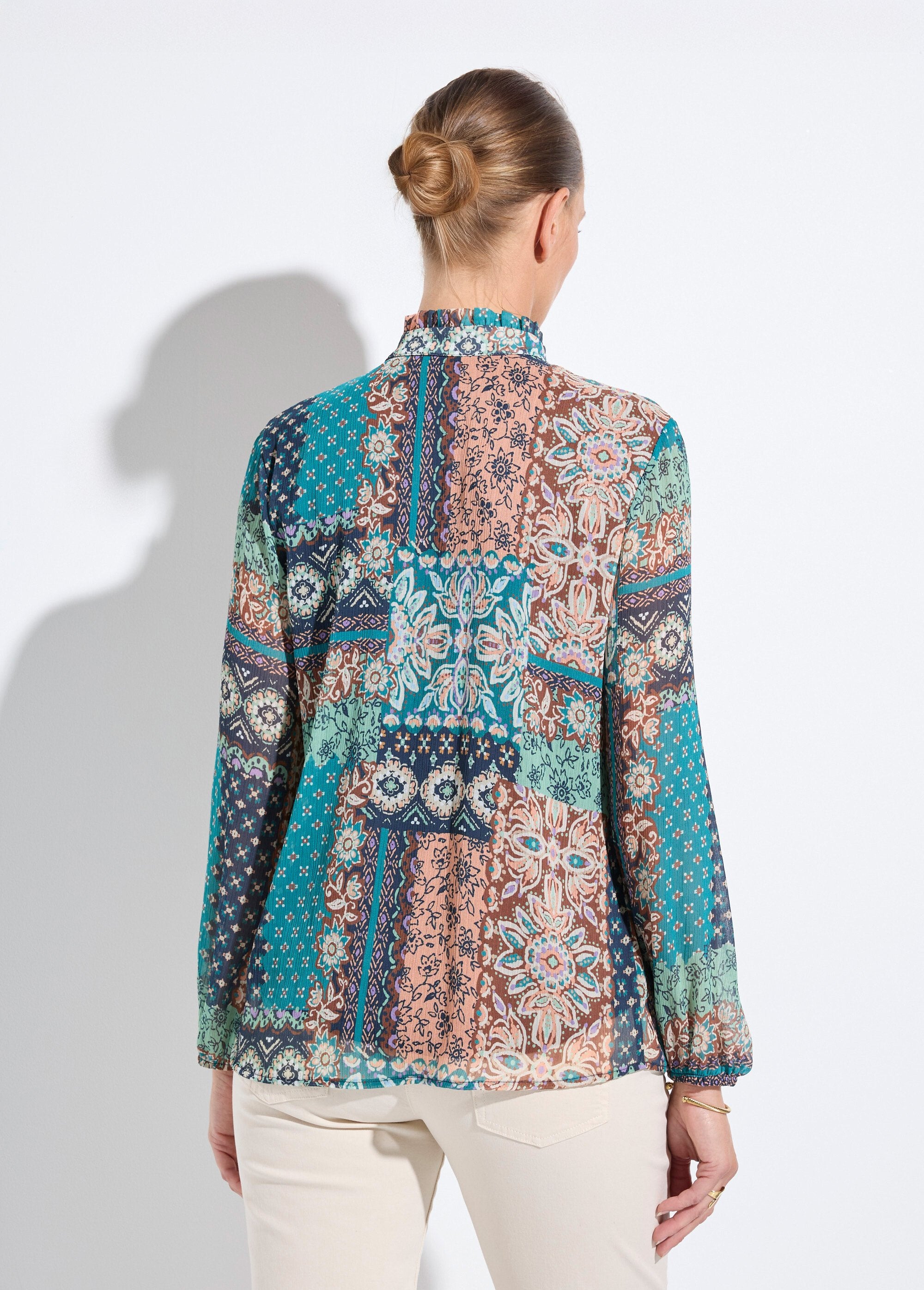 Tunic_with_ruffled_collar_in_crepe_voile_and_patchwork_print_Green_and_ecru_DO1_slim