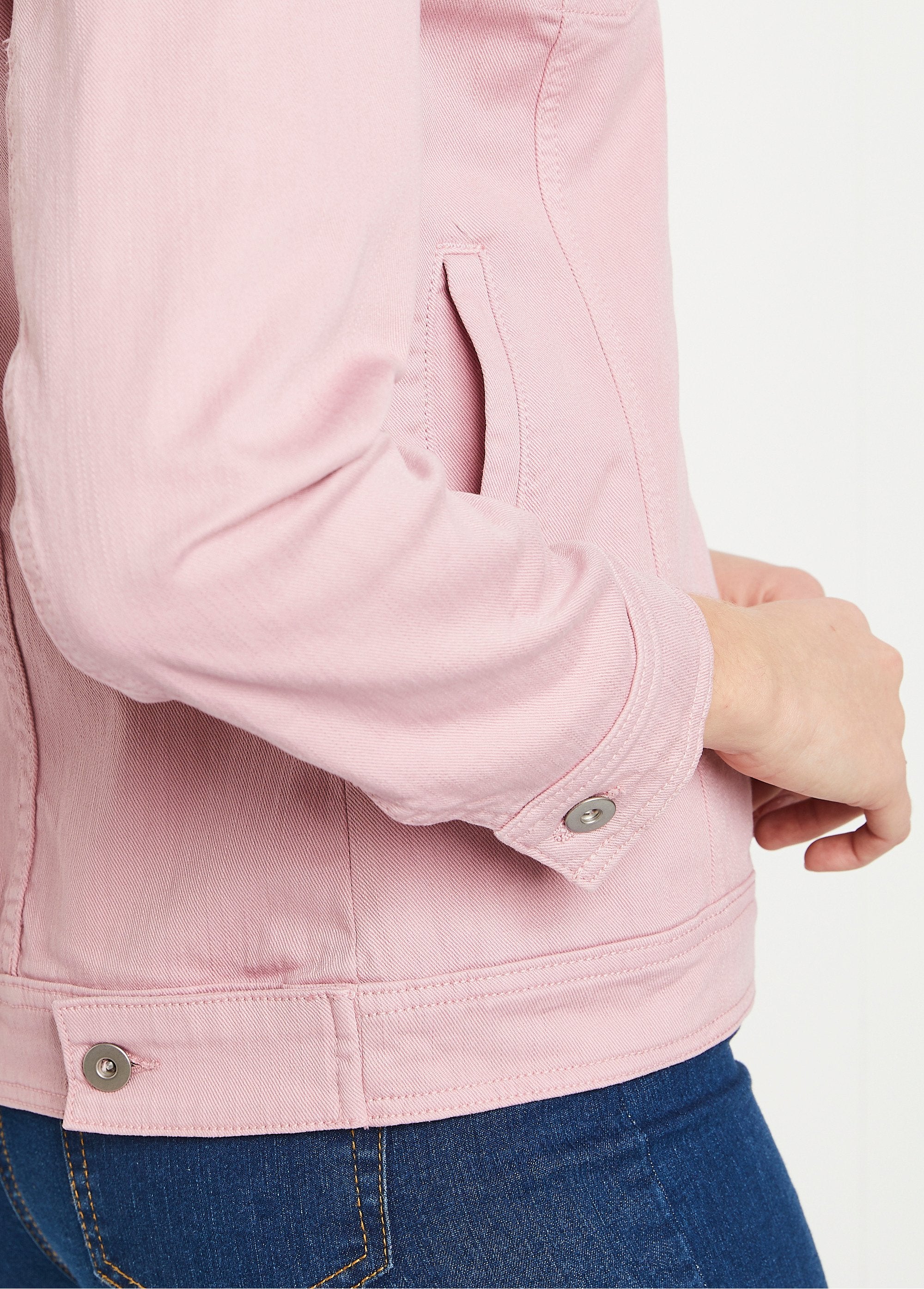 Straight_buttoned_denim_jacket_Pink_DE1_slim