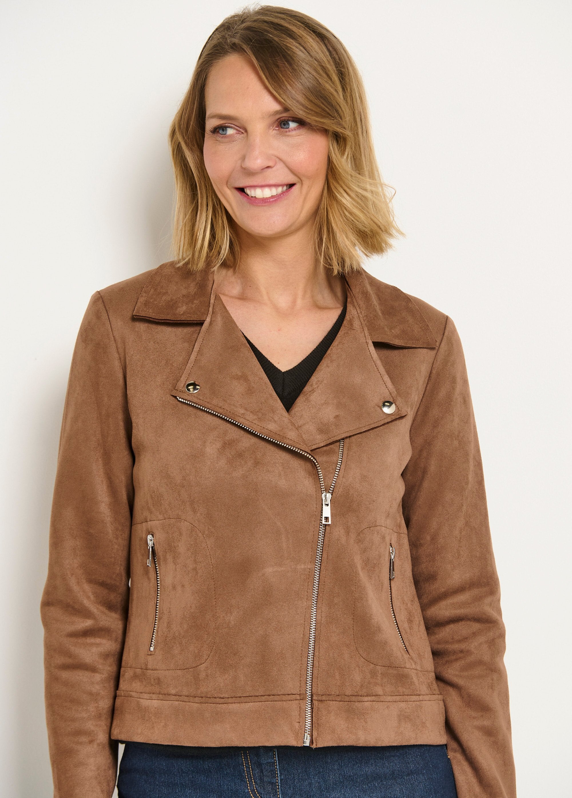 Short_suede_zipped_biker_jacket_camel_DE2_slim