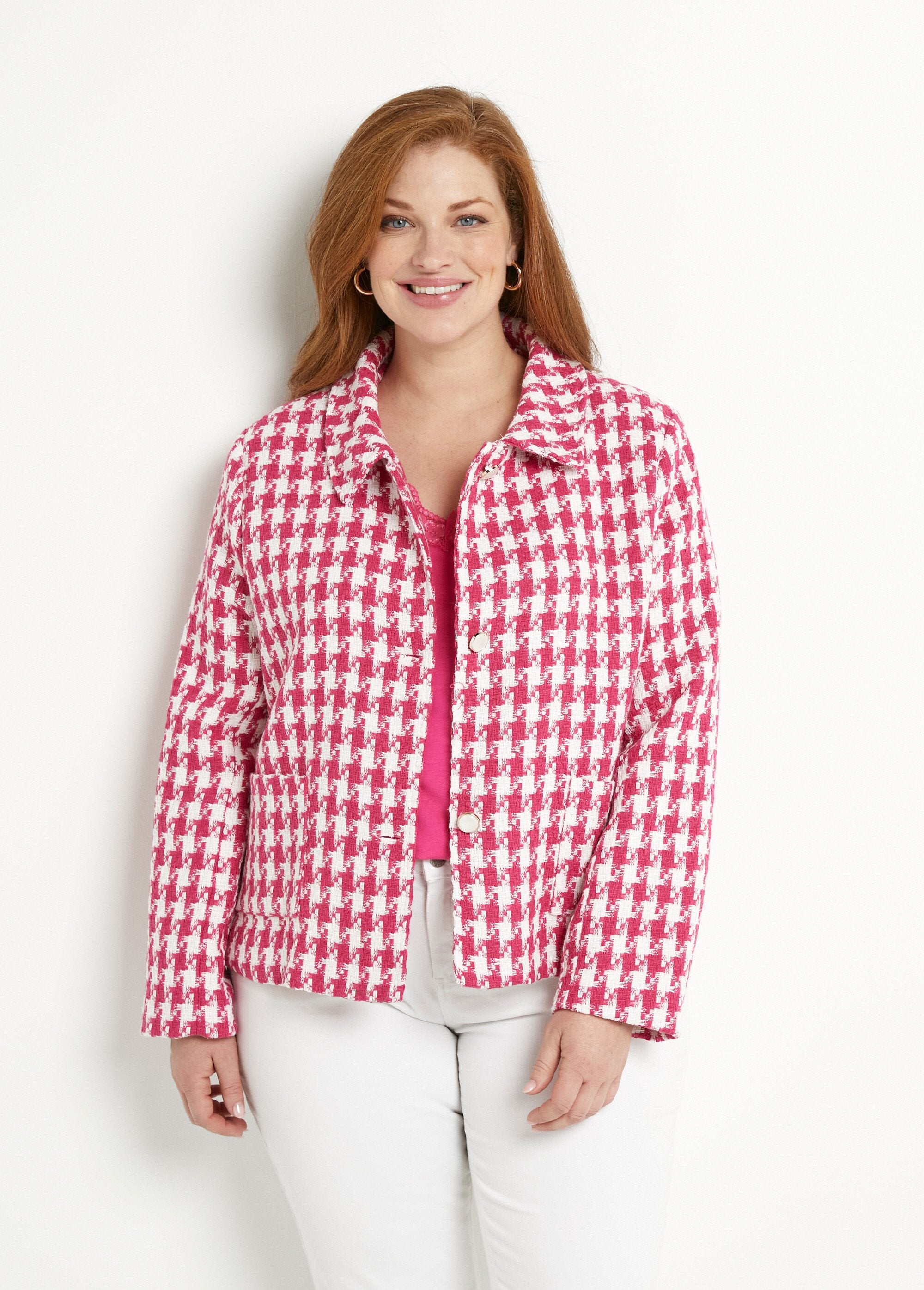 Short_houndstooth_jacket_Pink_and_white_FA1_curvy